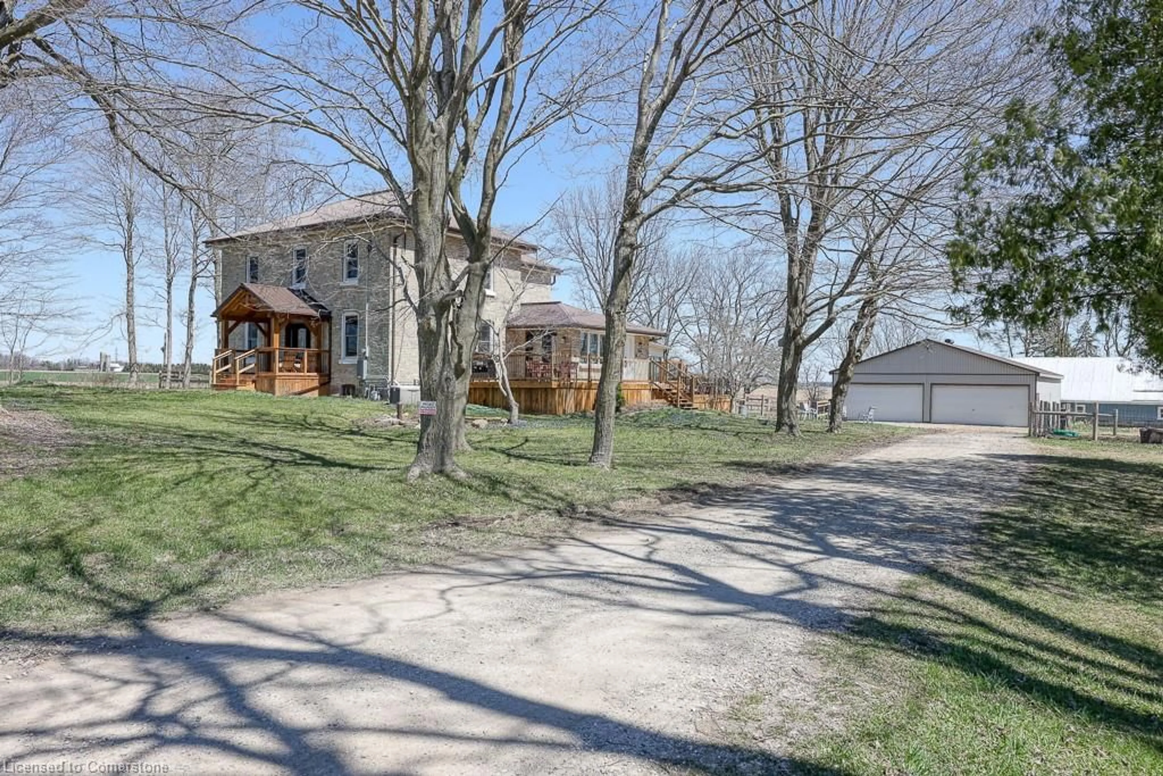 A pic from outside/outdoor area/front of a property/back of a property/a pic from drone, unknown for 3892 Lewis Rd, Mossley Ontario N0L 1V0