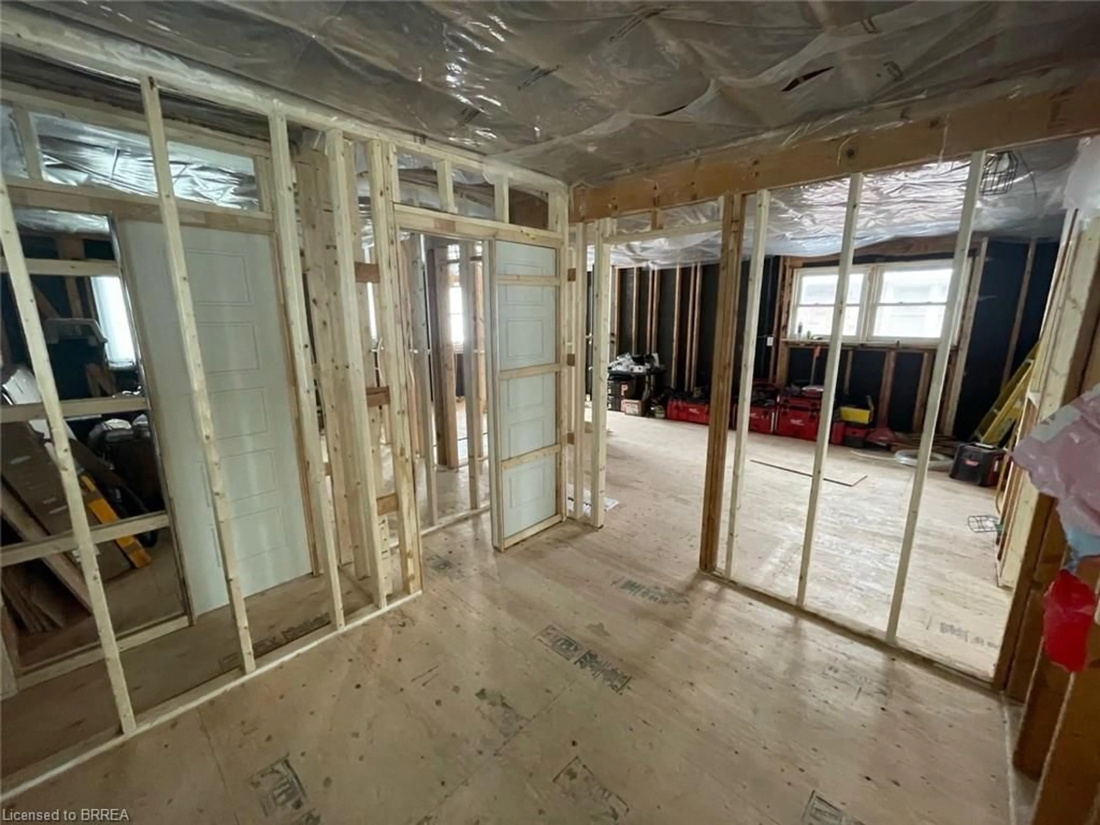 A pic of a room for 94 Seventh Ave, Brantford Ontario N3S 1B8
