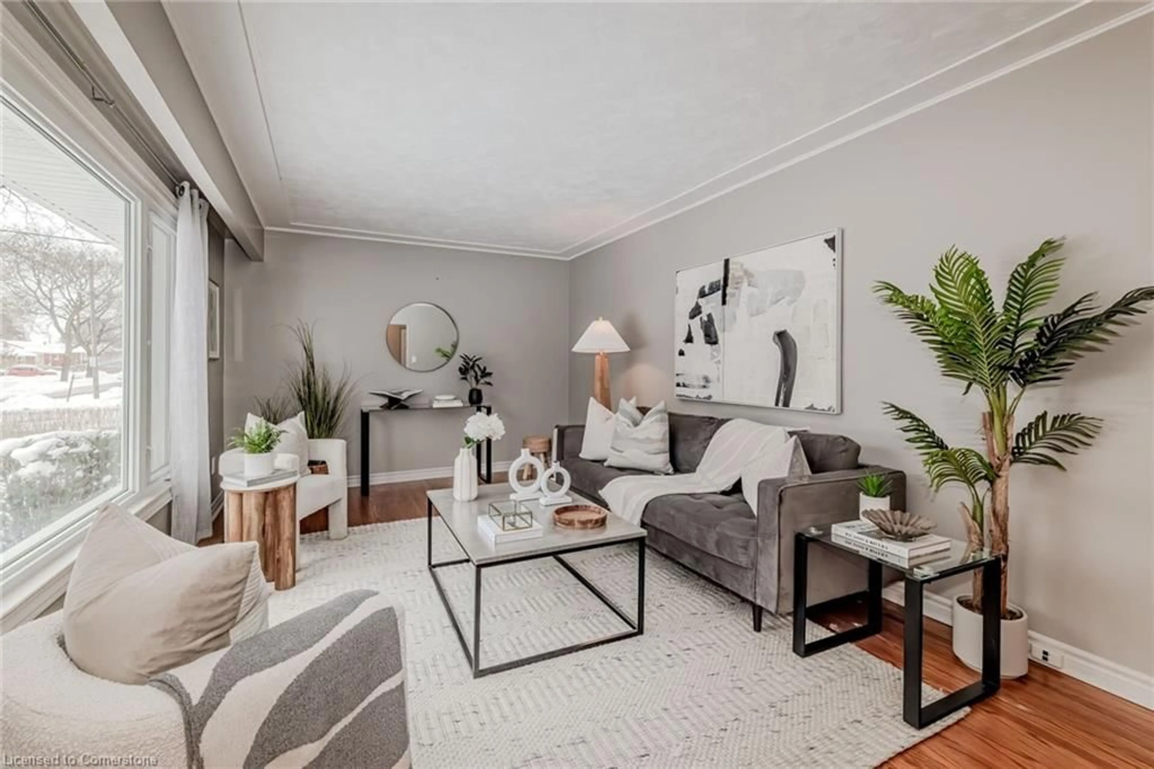 Living room with furniture, unknown for 70 Freeman Ave, Guelph Ontario N1H 4T3