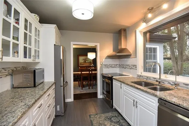 Additional property image - 4 Sun Ave