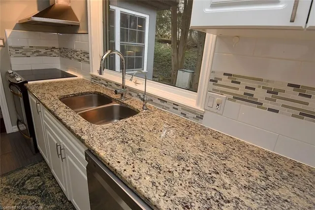 Additional property image - 4 Sun Ave