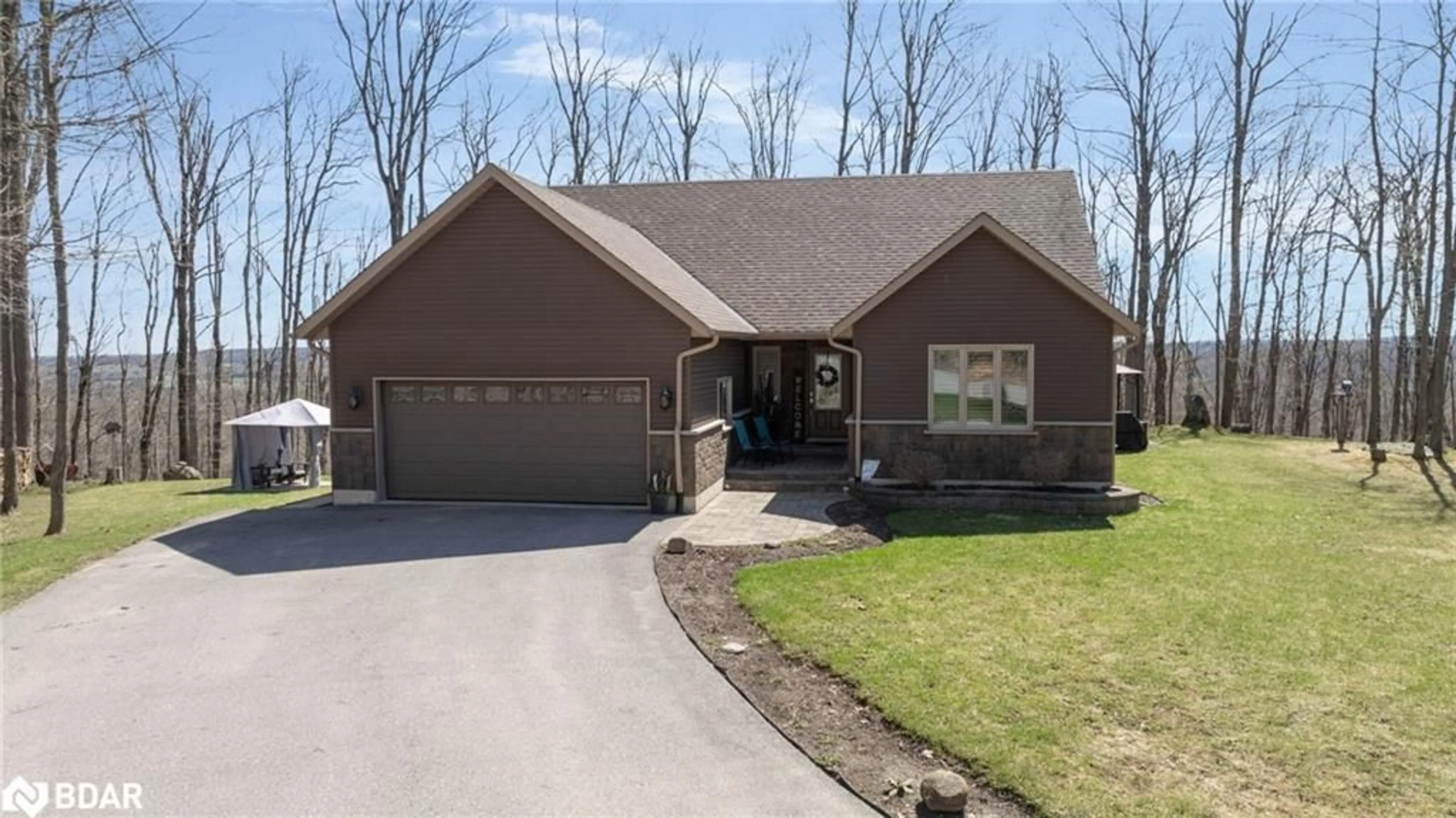 Home with brick exterior material, street for 5305 Line 7 North, Oro-Medonte Ontario L0K 1N0