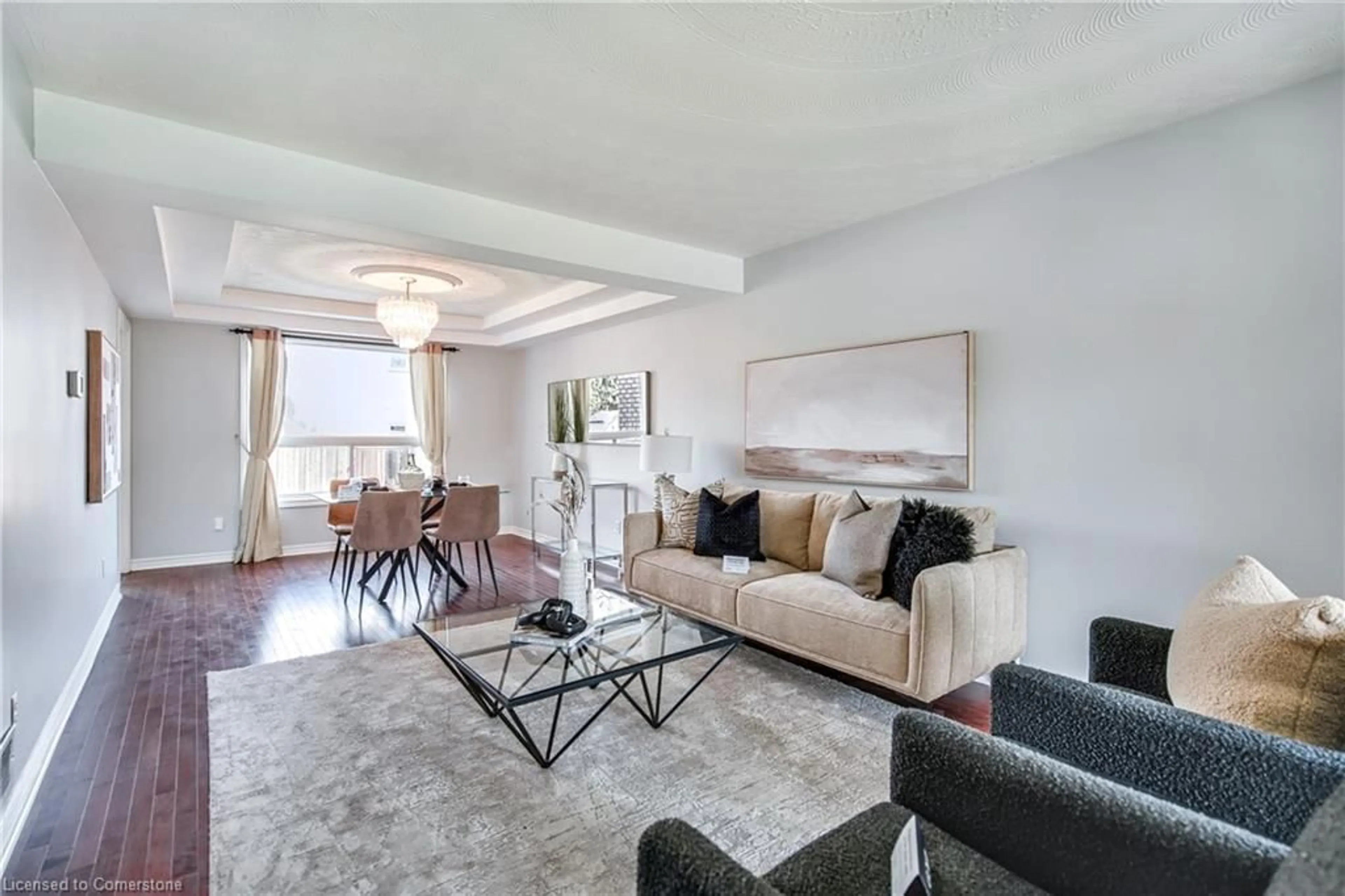 Living room with furniture, unknown for 112 Stone Church Rd, Hamilton Ontario L9B 1A3