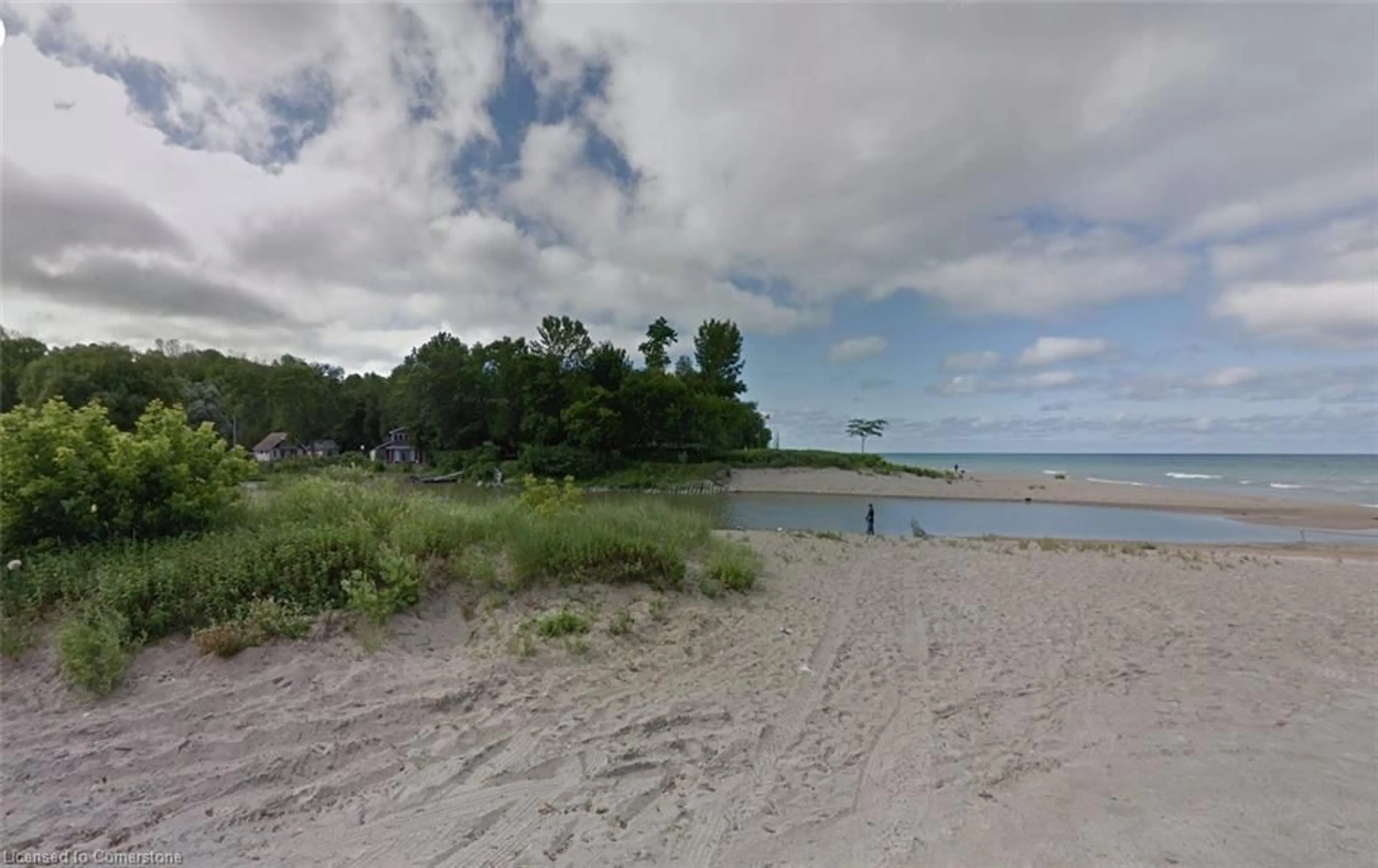 Blurry image for 40 Russell St, Port Albert Ontario N7A 3X9
