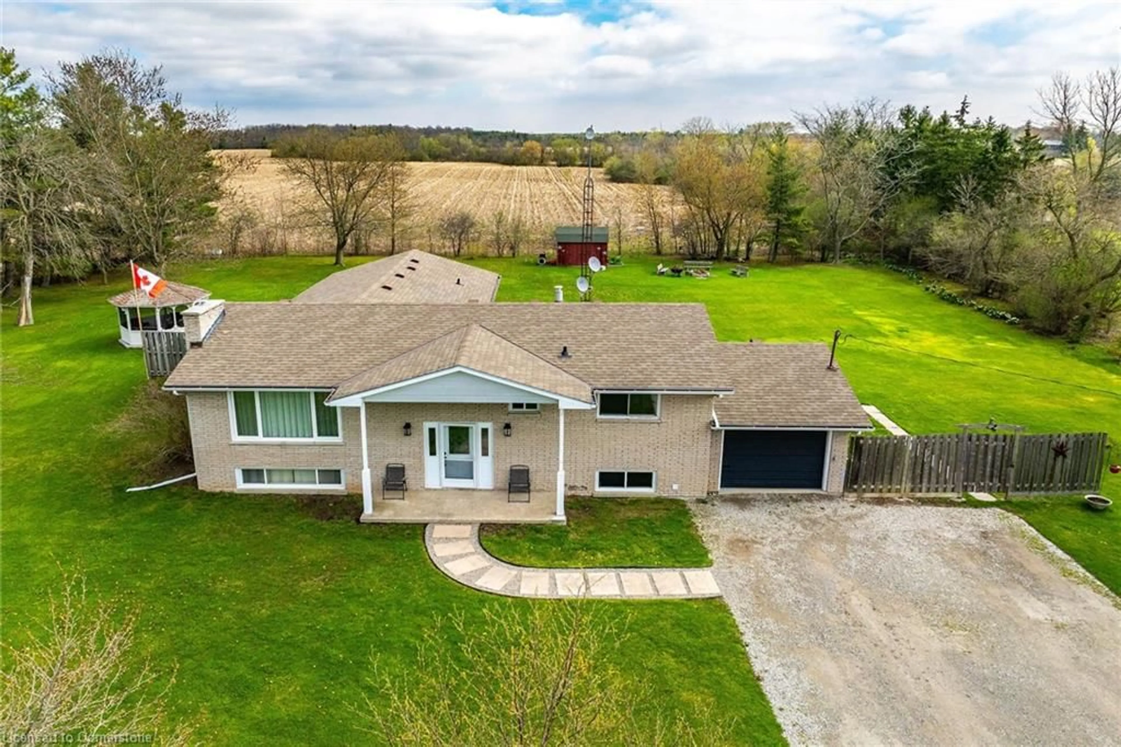 A pic from outside/outdoor area/front of a property/back of a property/a pic from drone, unknown for 328 Haldimand Rd 17, Dunnville Ontario N1A 2W4