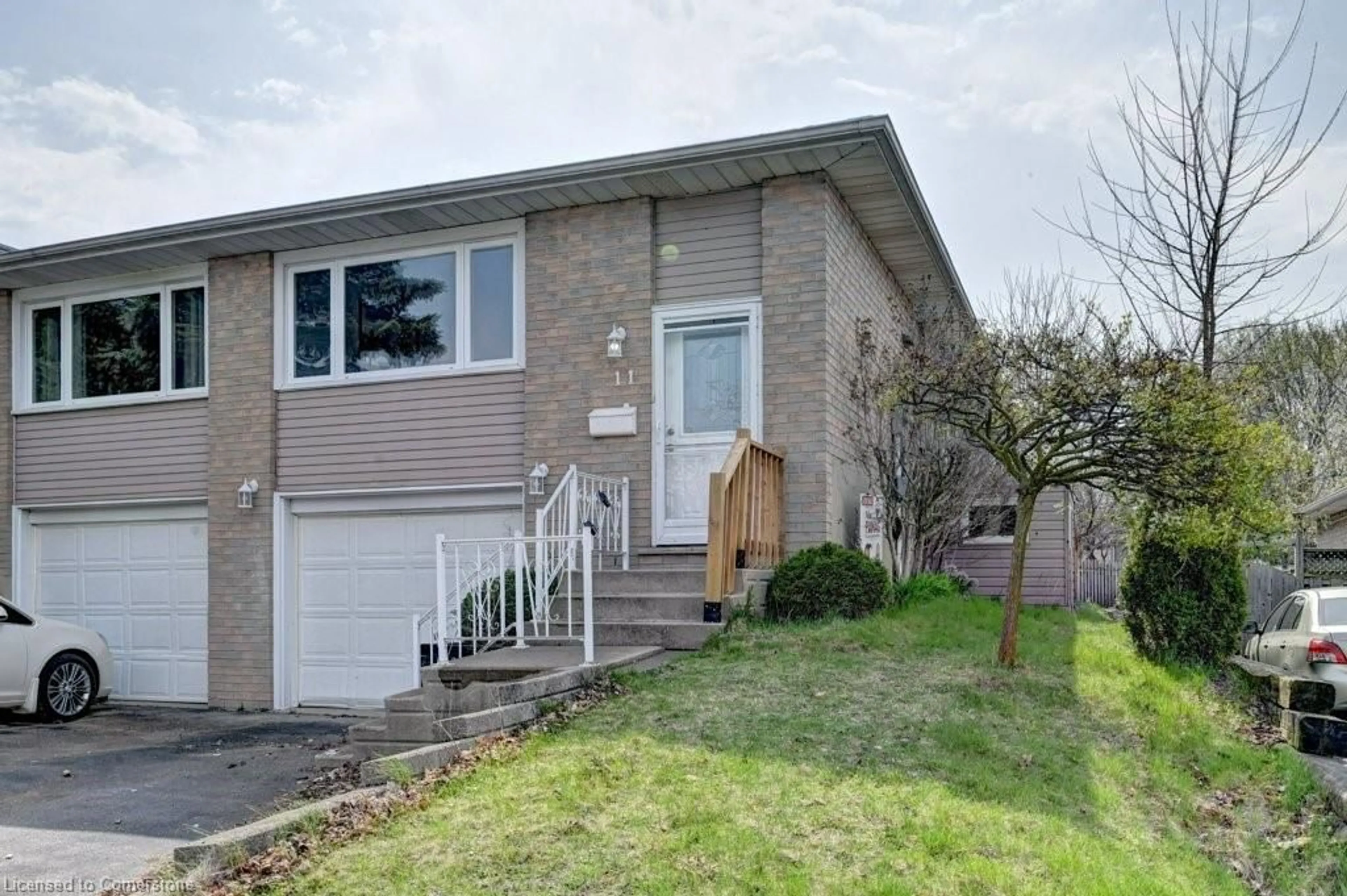 Home with vinyl exterior material, street for 11 Dinison Cres, Kitchener Ontario N2E 2W3