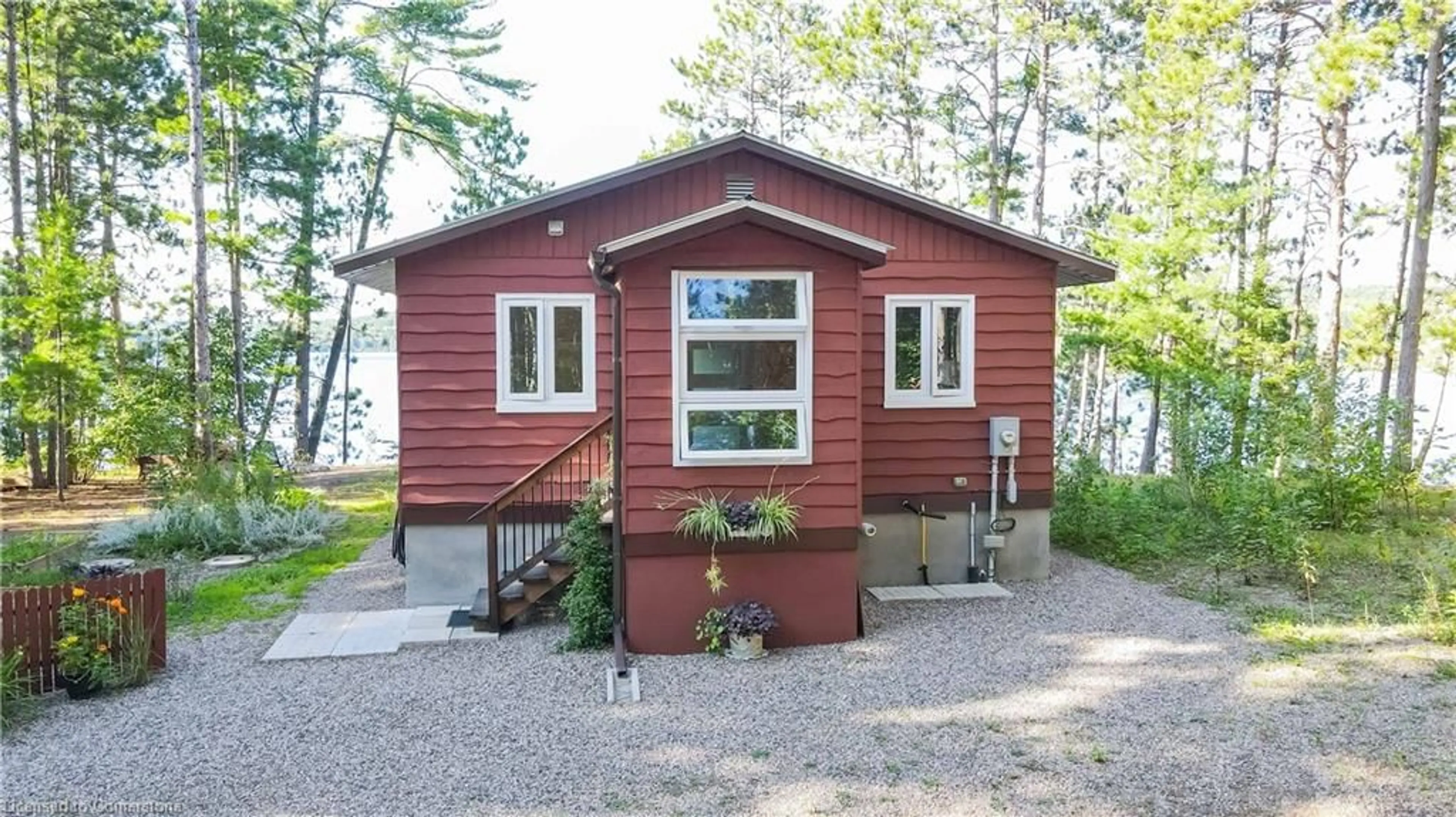 Shed for 610 Pine Point Lane Line, Killaloe Ontario K0J 2A0