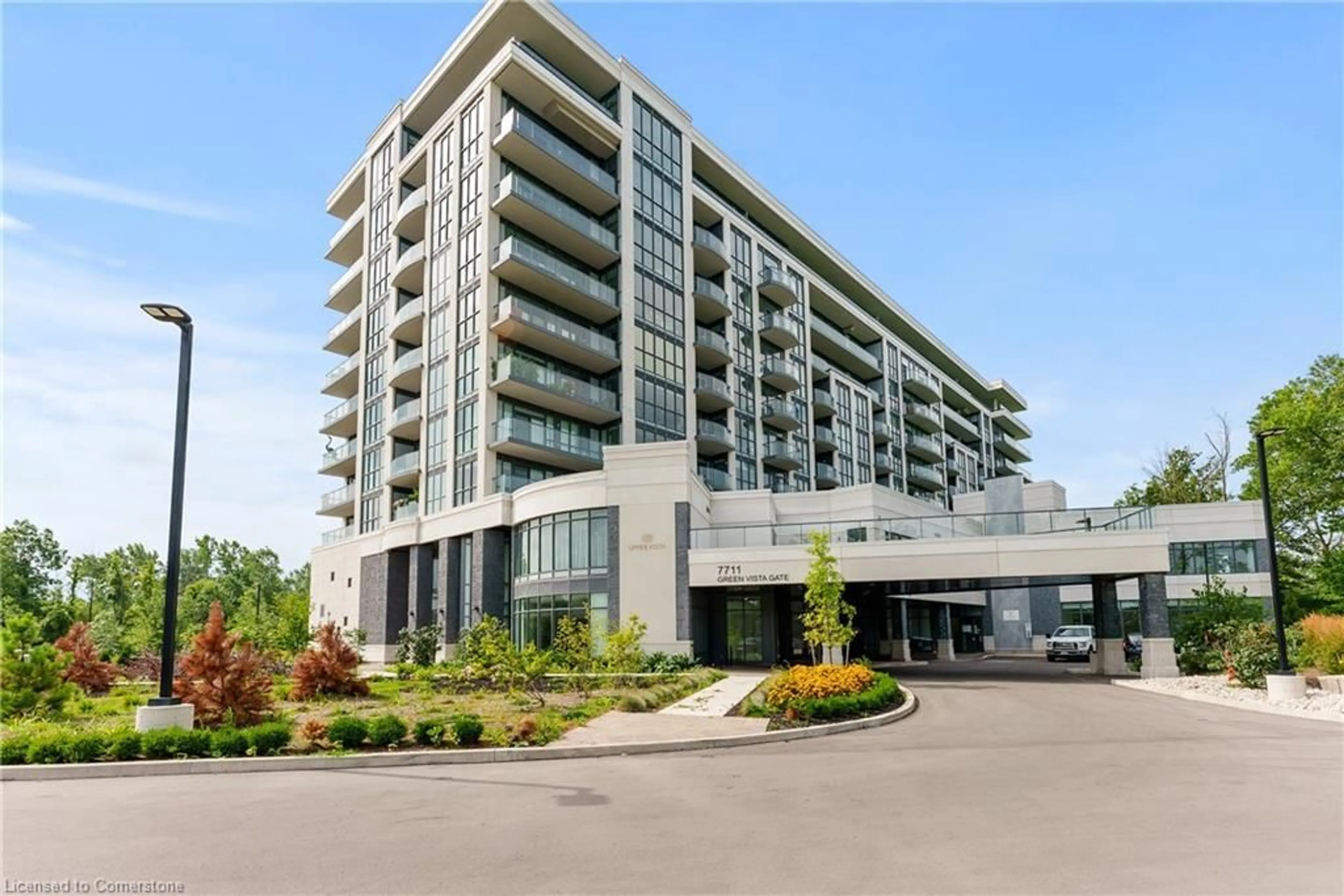 Indoor foyer for 7711 Green Vista Gate #609, Niagara Falls Ontario L2H 1R1