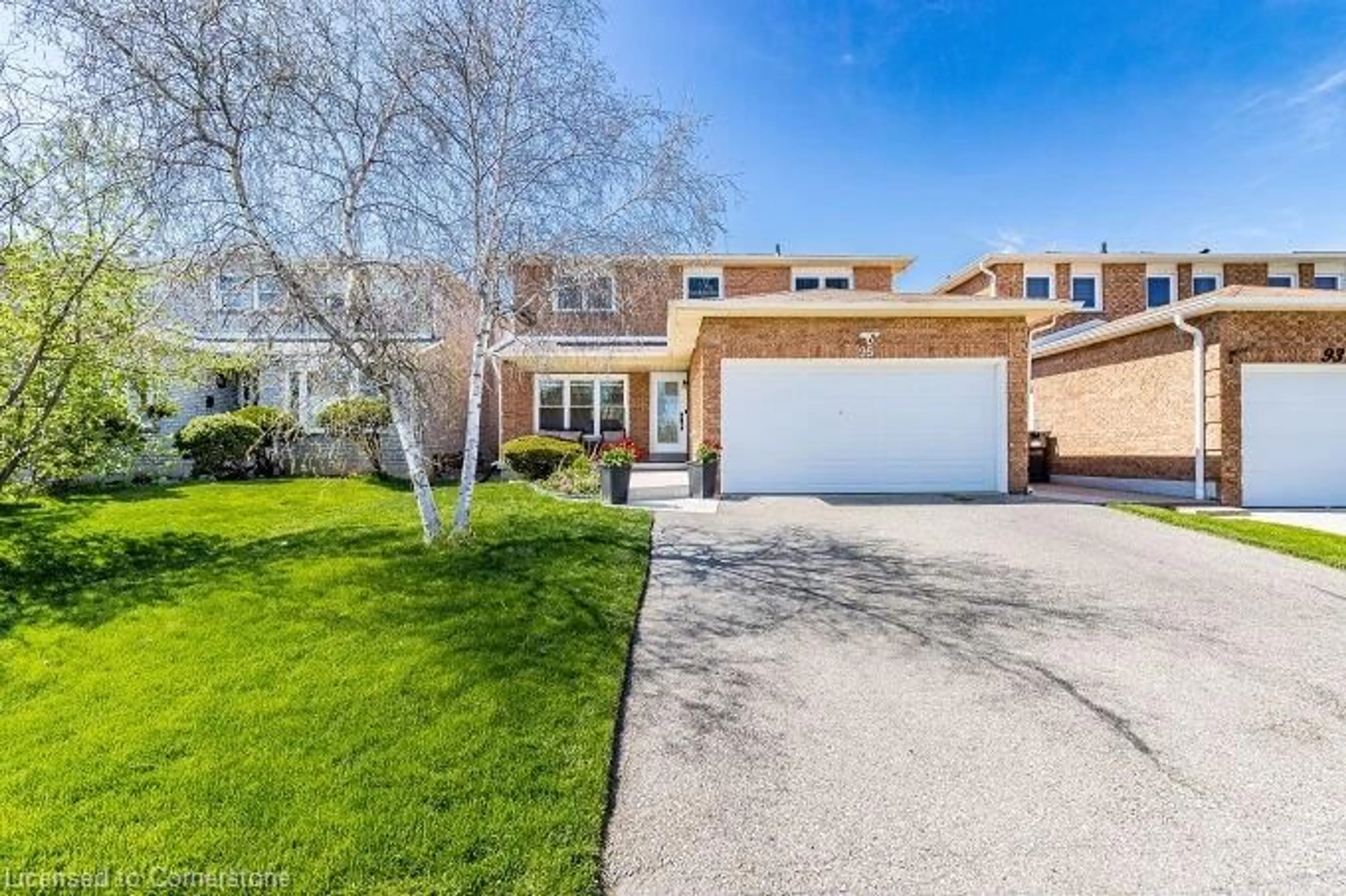 A pic from outside/outdoor area/front of a property/back of a property/a pic from drone, street for 95 Havelock Dr, Brampton Ontario L6W 4C8