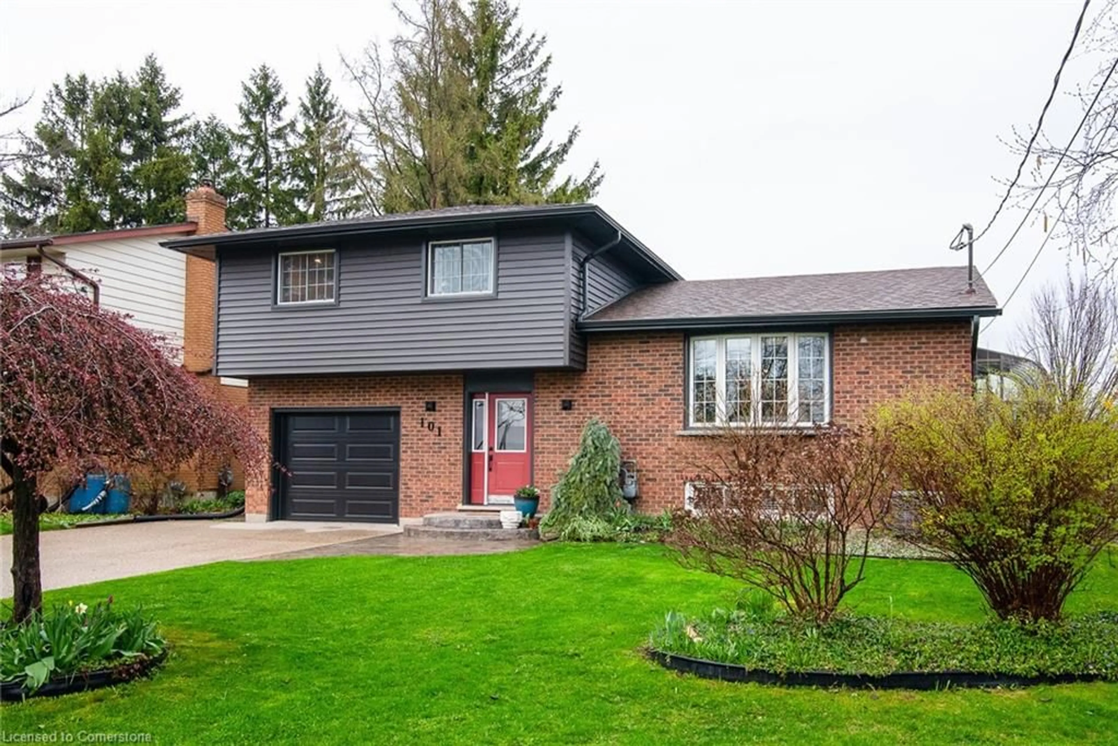 Home with brick exterior material, street for 101 Hillview Dr, Baden Ontario N3A 2V3