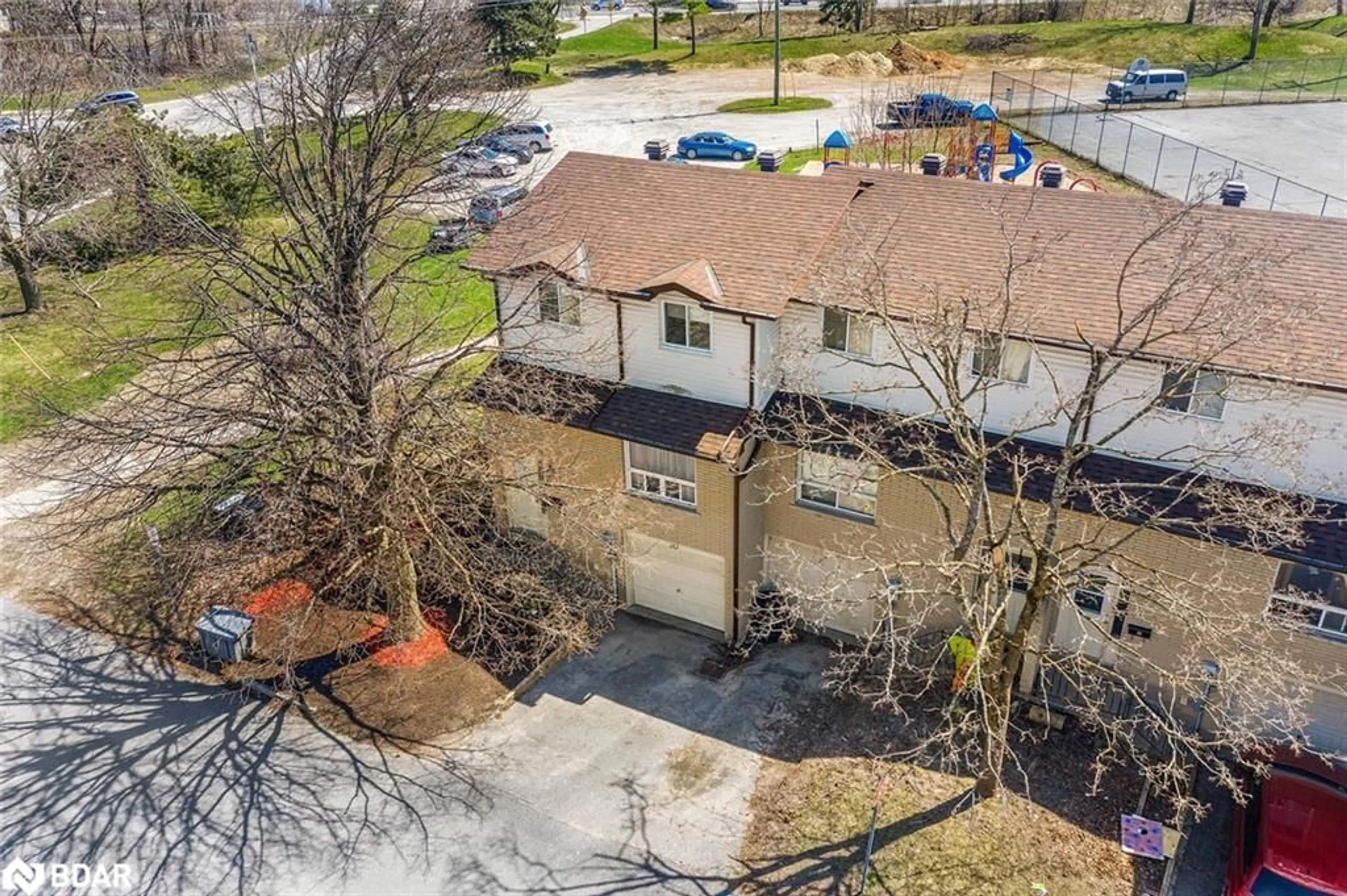 A pic from outside/outdoor area/front of a property/back of a property/a pic from drone, street for 1095 Mississaga St #30, Orillia Ontario L3V 6W7