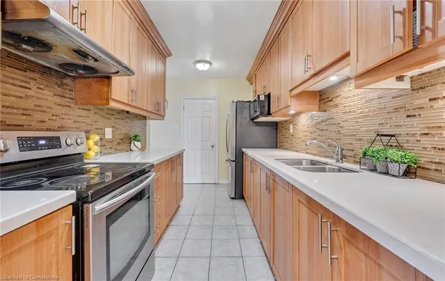 Additional property image - 3025 Queen Frederica Dr Unit 201