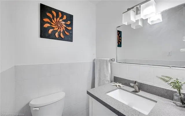 Additional property image - 3025 Queen Frederica Dr Unit 201