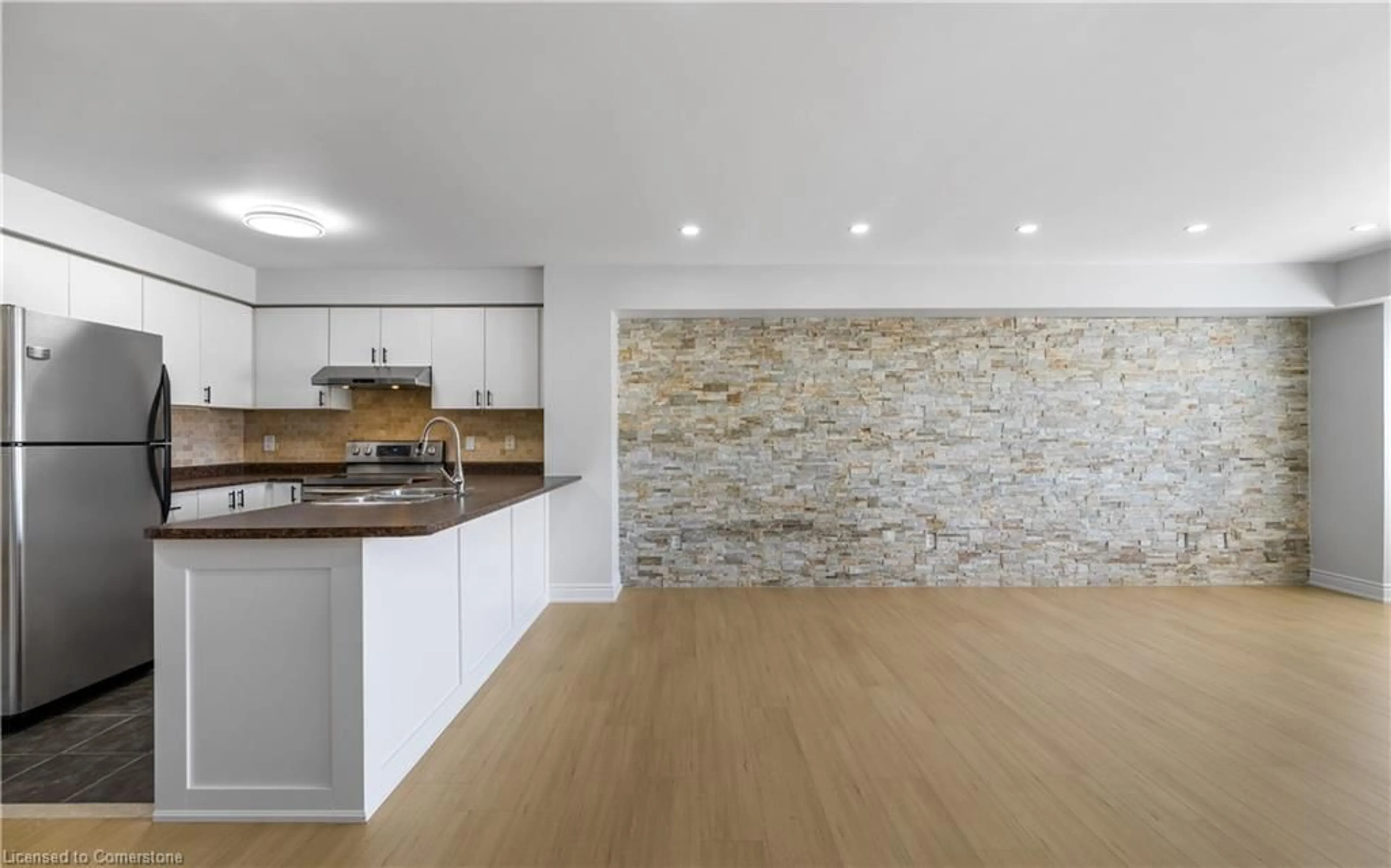 Open concept kitchen, unknown for 5025 Ninth Line #7, Mississauga Ontario L5M 0E9