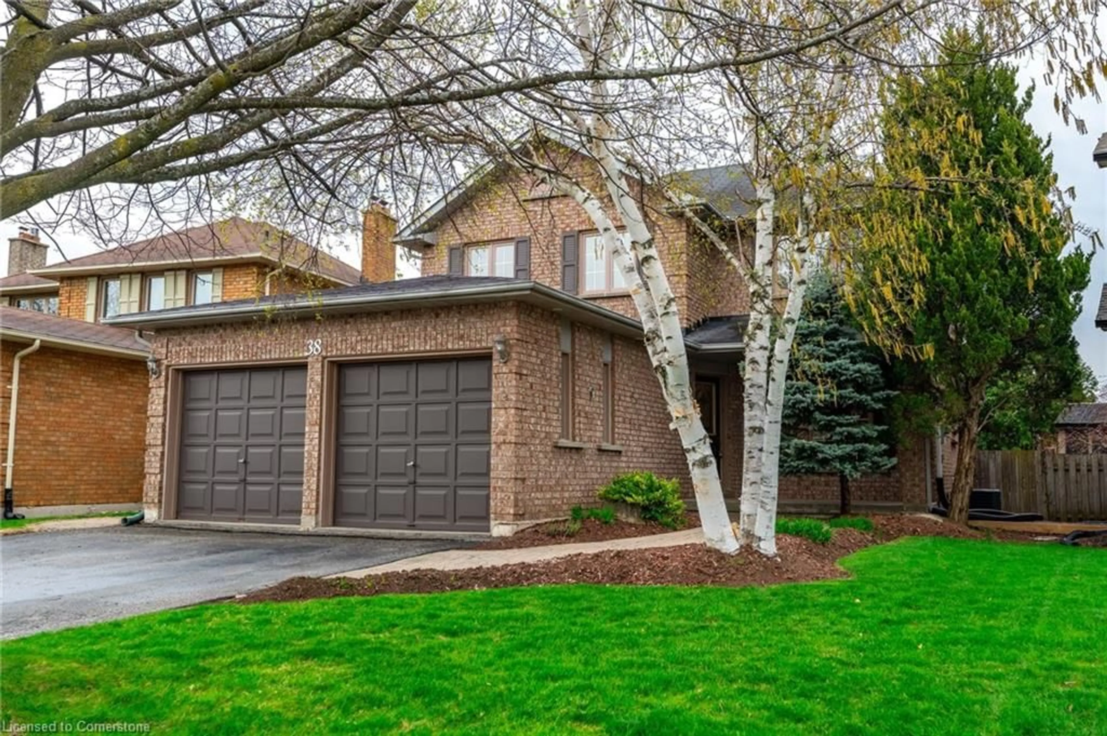 Home with brick exterior material, street for 38 Fellowes Cres, Waterdown Ontario L8B 0M3