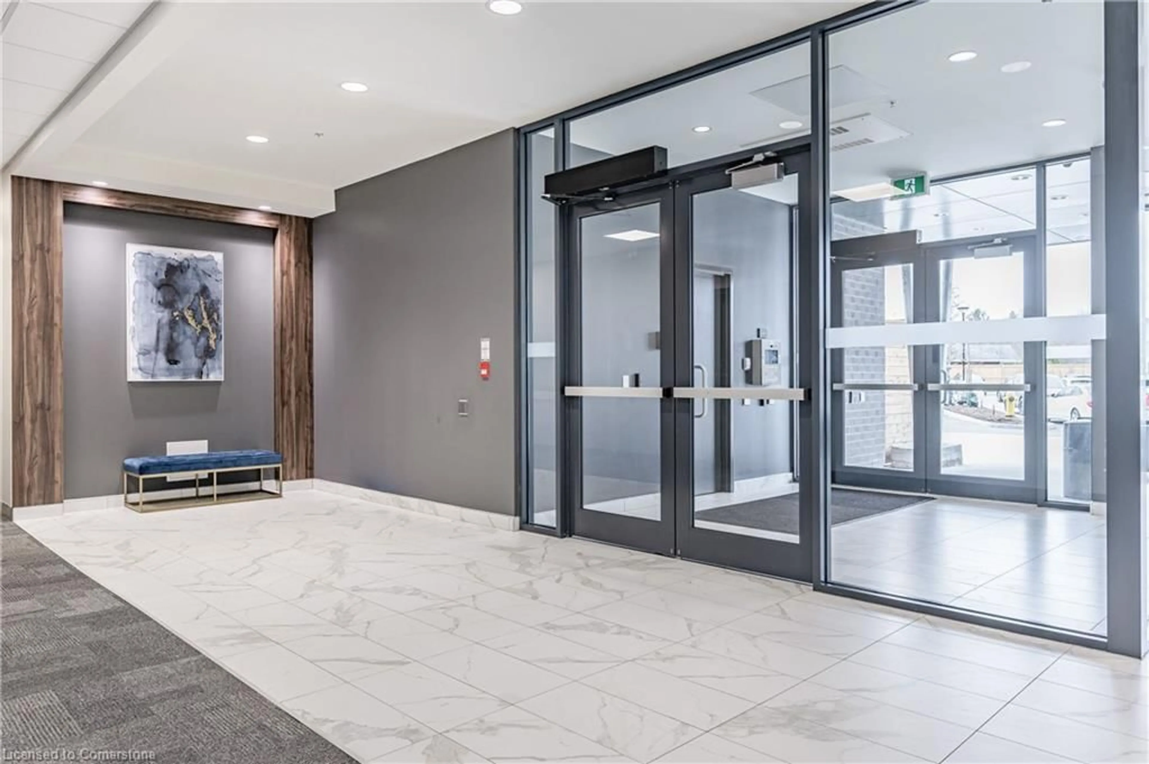 Indoor foyer for 26 Lowes Rd #105, Guelph Ontario N1G 0H4