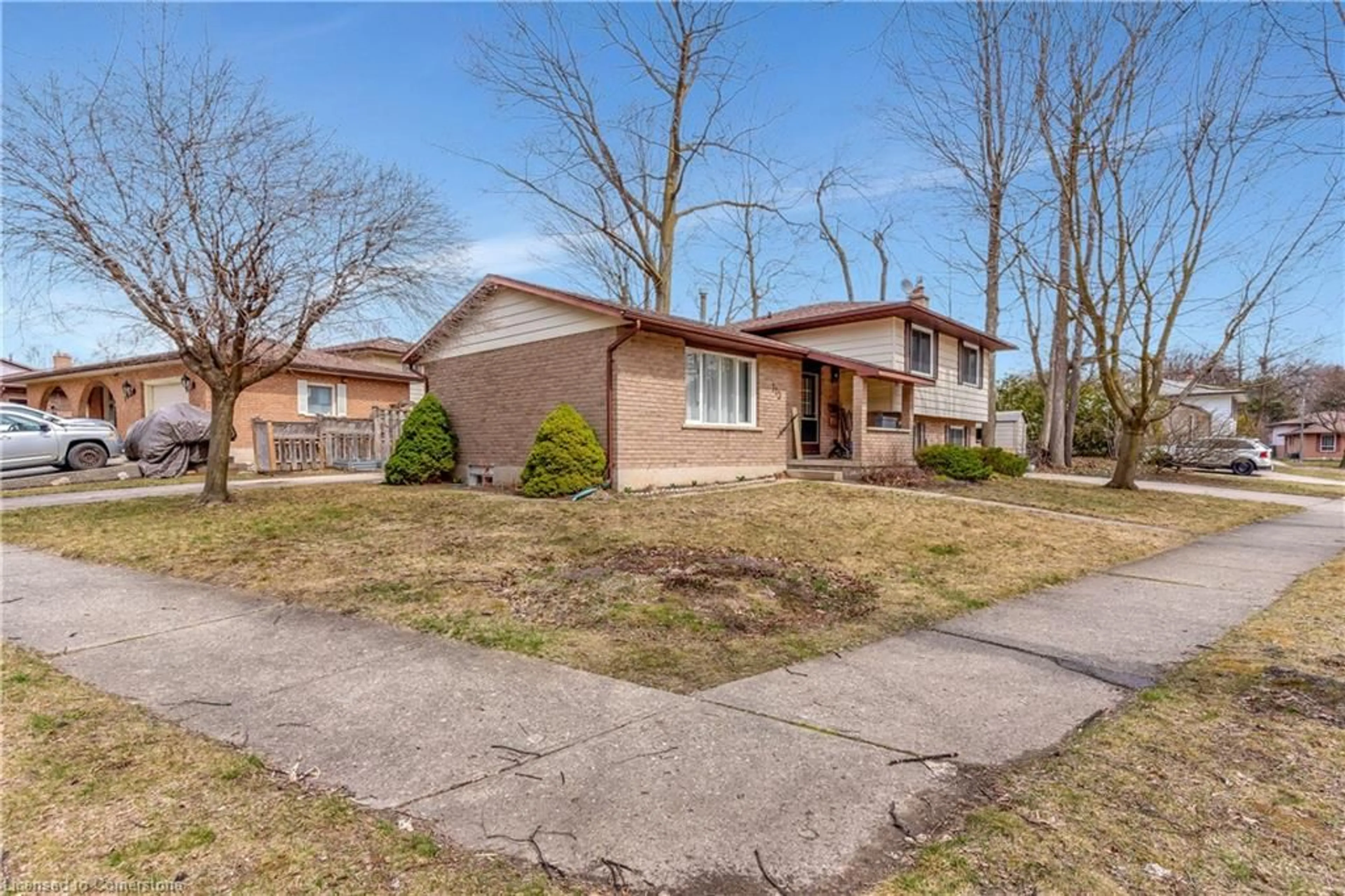 Unknown for 113 Martinglen Cres, Kitchener Ontario N2E 2A3