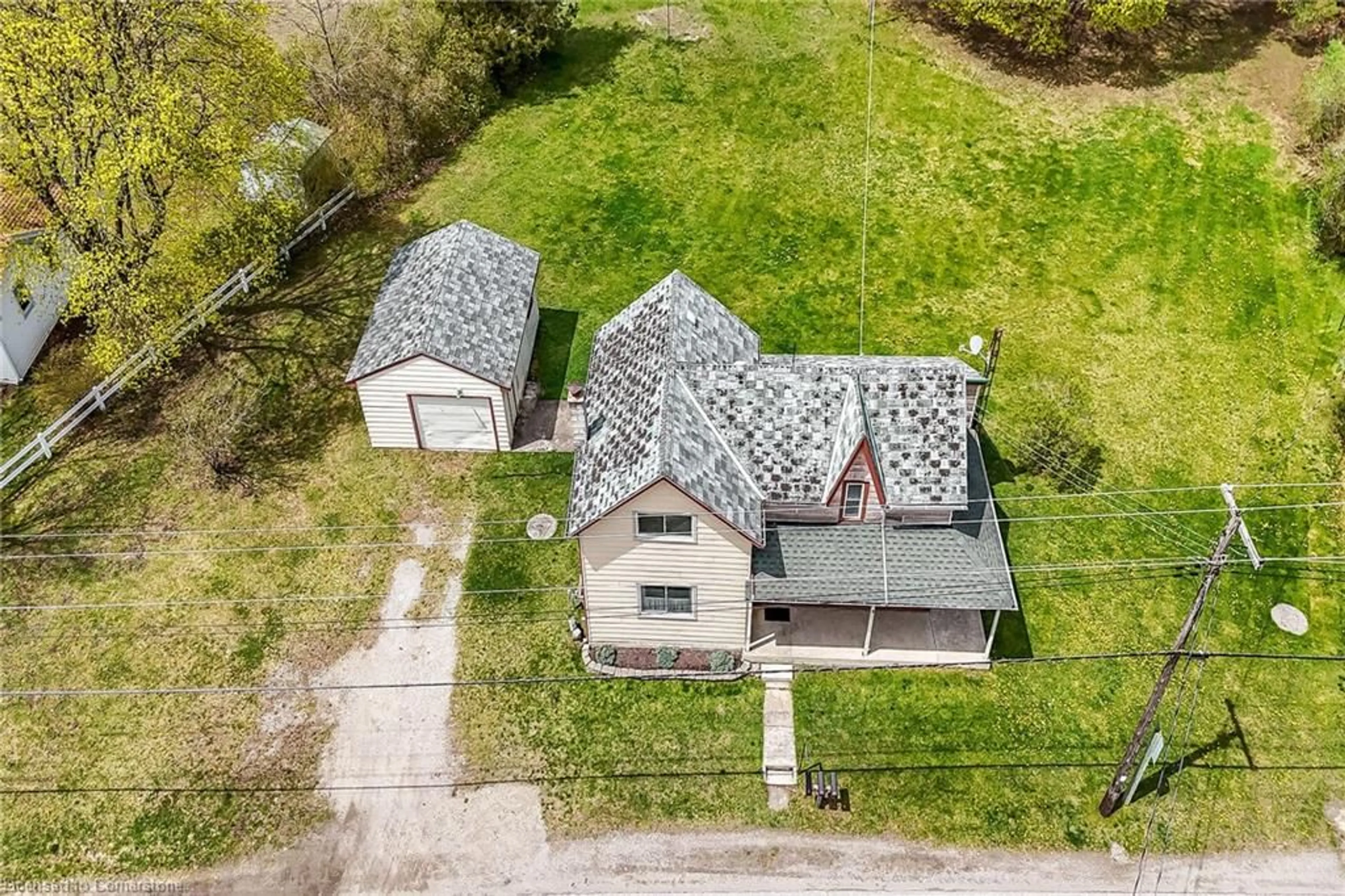 A pic from outside/outdoor area/front of a property/back of a property/a pic from drone, building for 2779 North Shore Dr, Lowbanks Ontario N0A 1K0