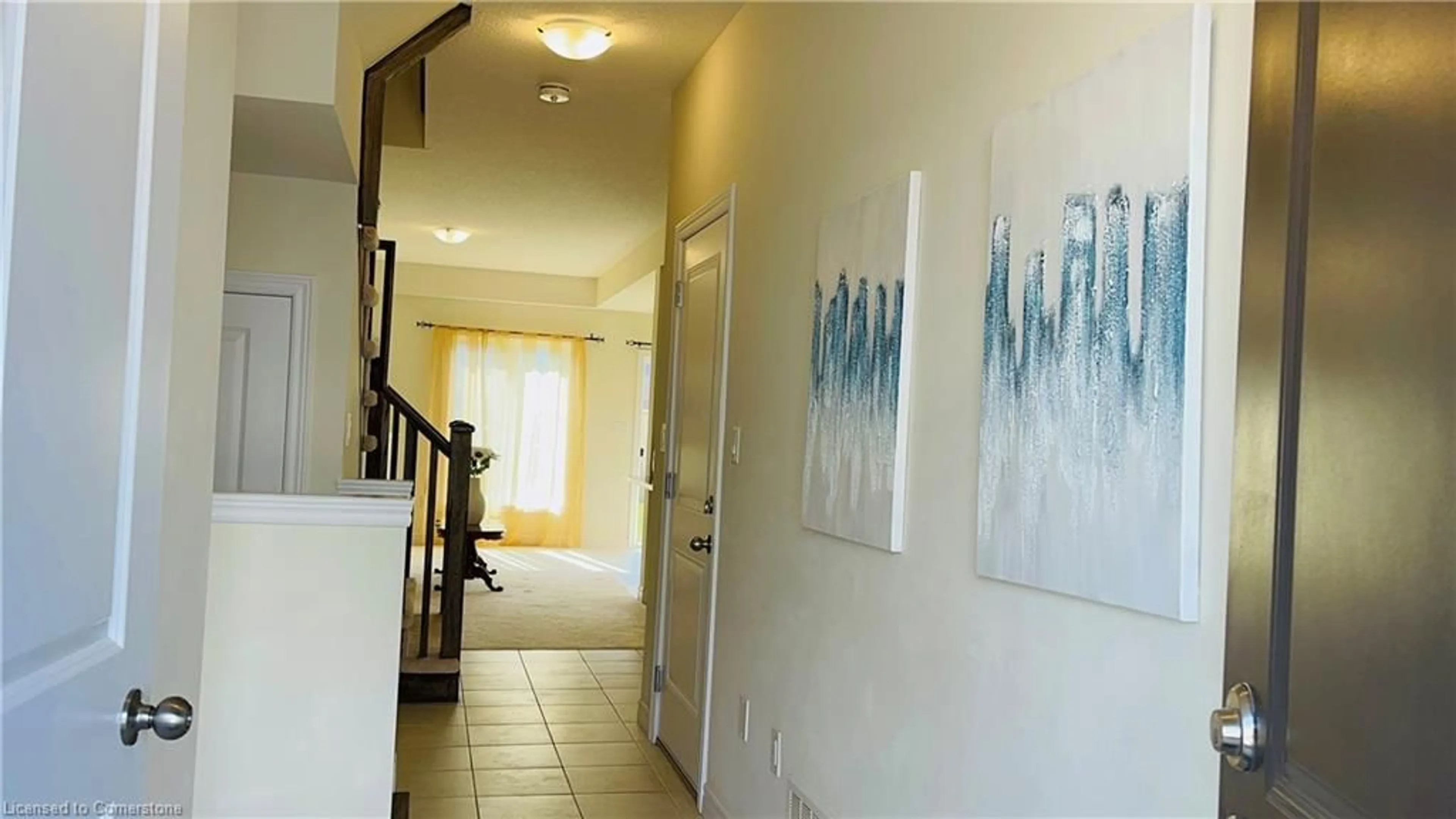 Indoor foyer for 11 Sharp Dr, Ancaster Ontario L9G 0J9