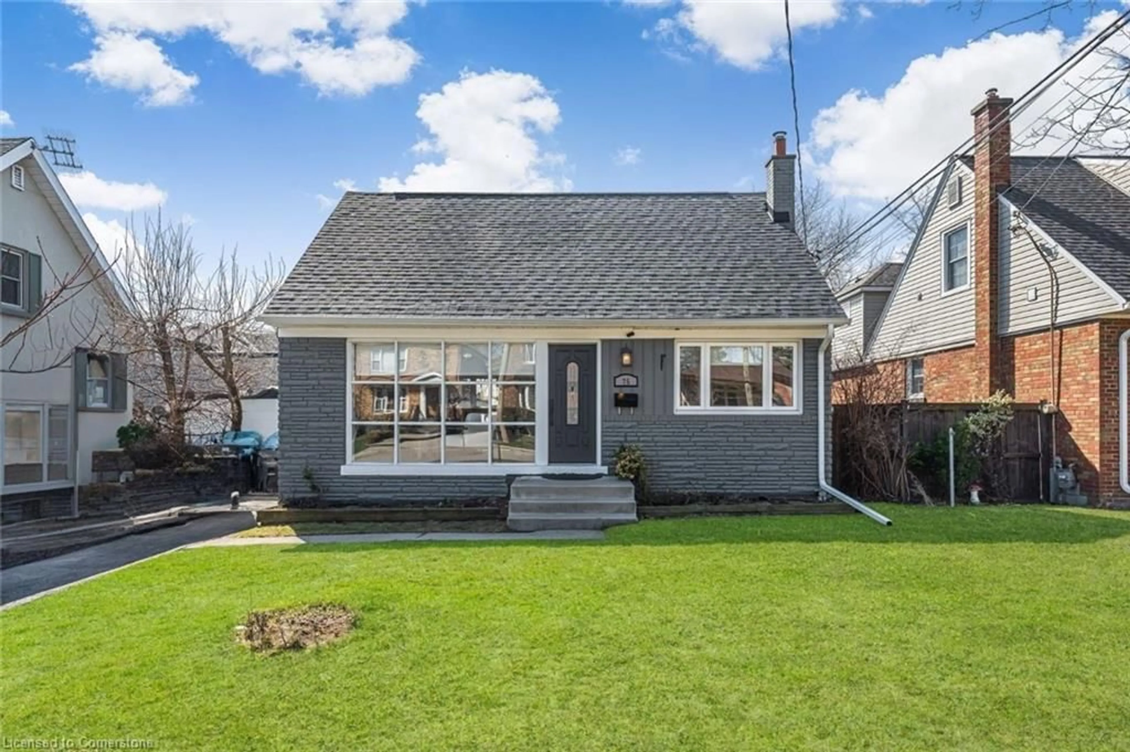 Home with vinyl exterior material, street for 75 Alder Cres, Toronto Ontario M8W 1E1
