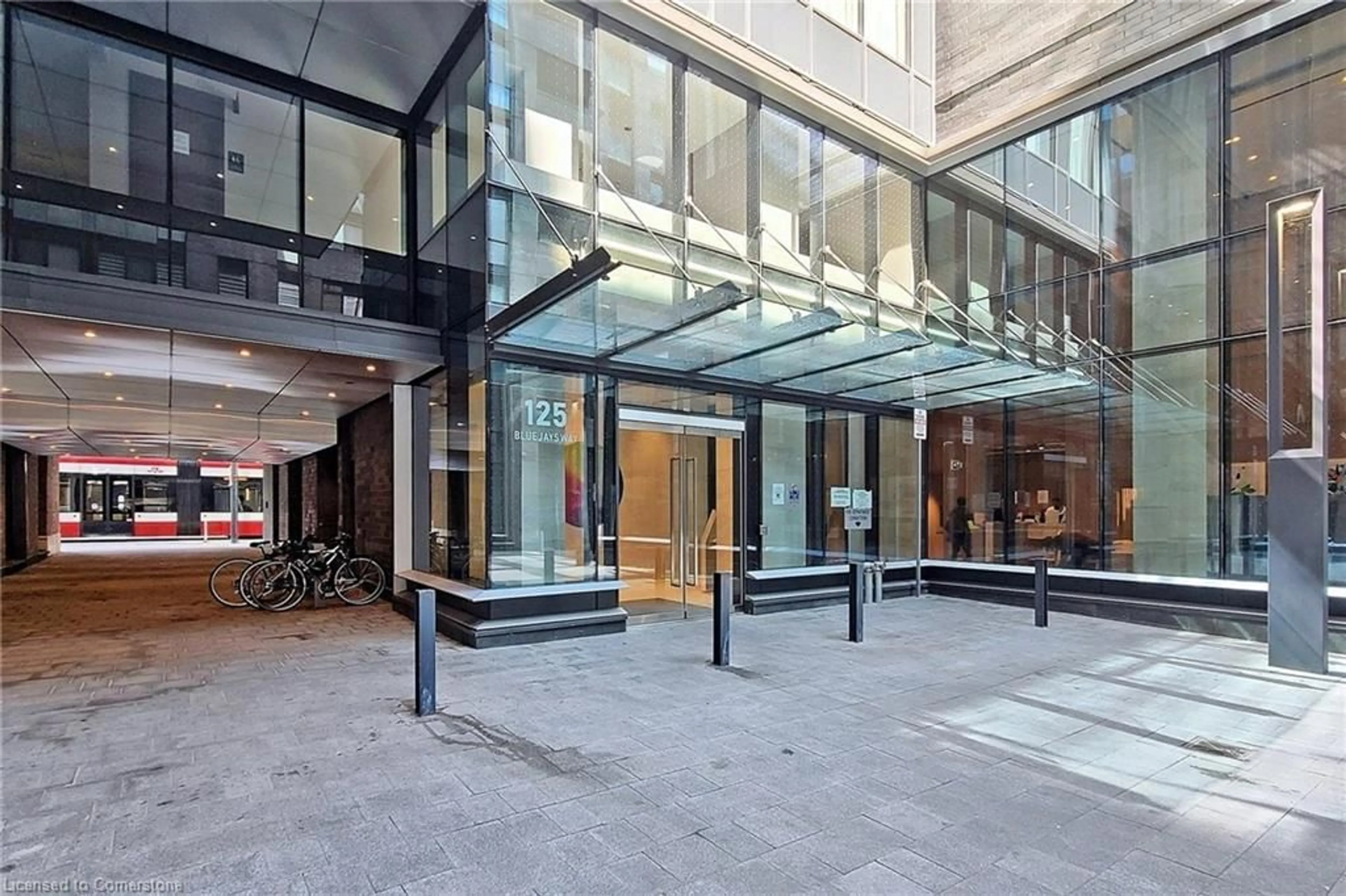 Indoor foyer for 125 Blue Jays Way #2907, Toronto Ontario M5V 0L7