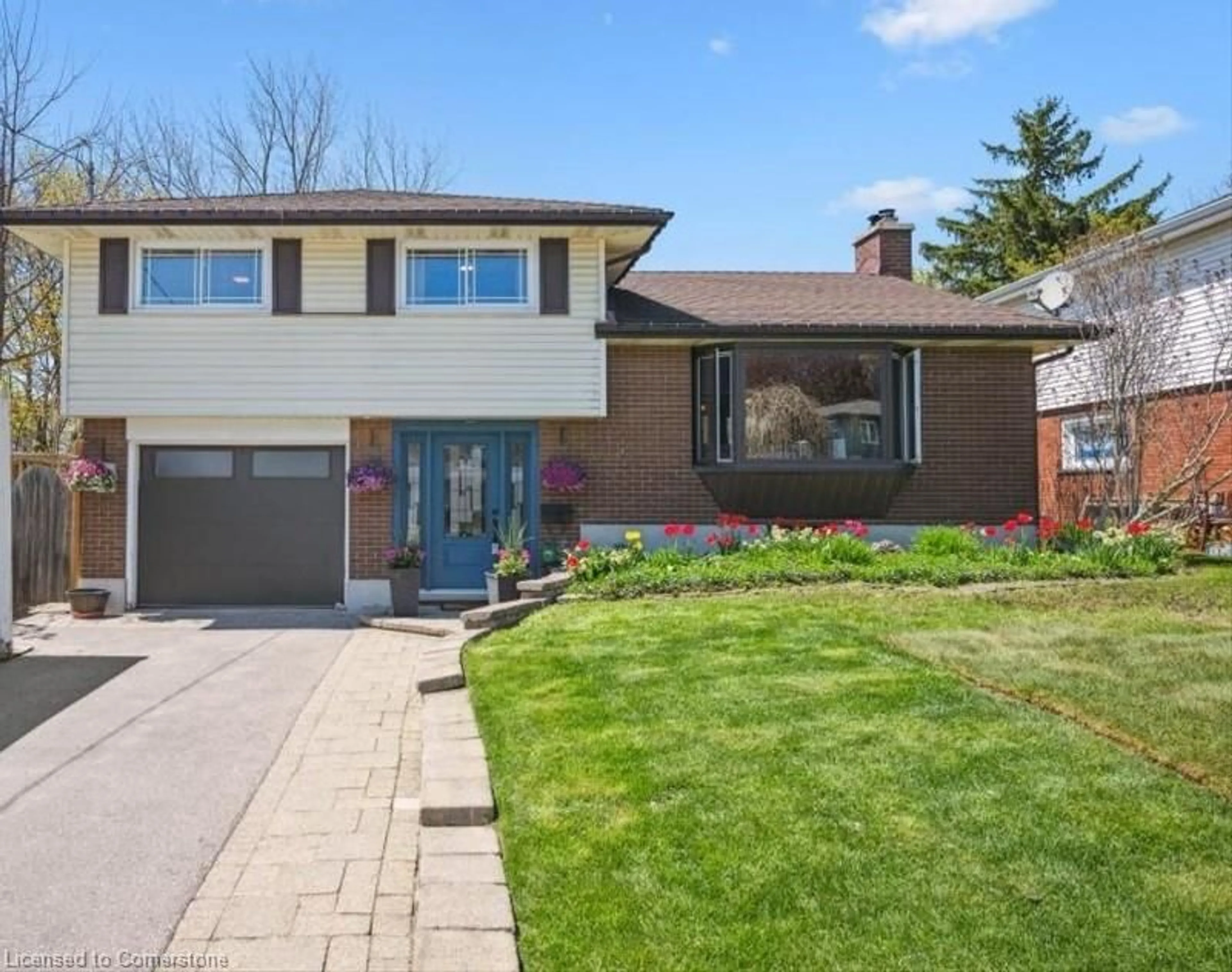 Home with brick exterior material, street for 254 Quickfall Dr, Waterloo Ontario N2J 3S9