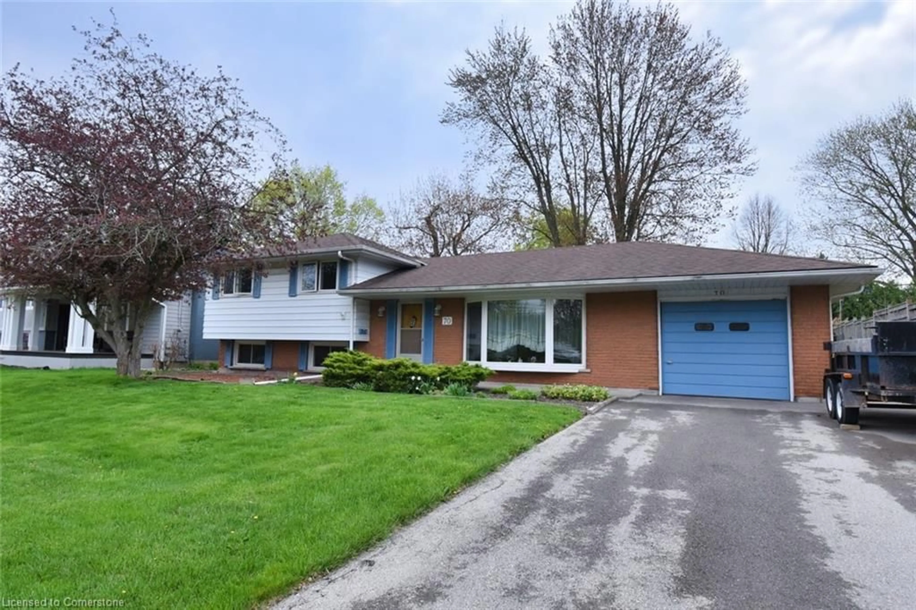 Unknown for 70 Mayfair Ave, Dundas Ontario L9H 3L3