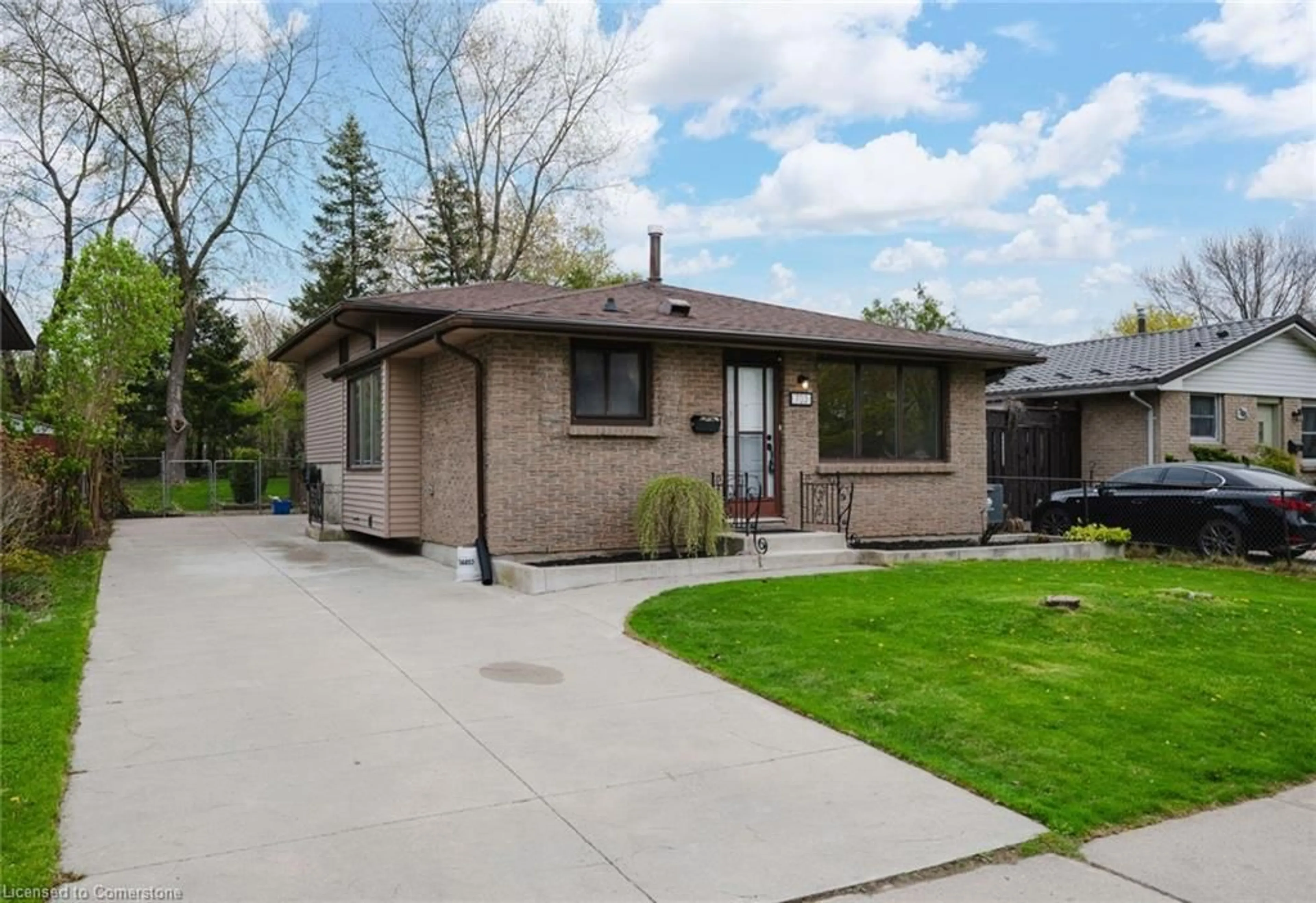 Home with brick exterior material, street for 703 Millbank Dr, London Ontario N6E 1Y7