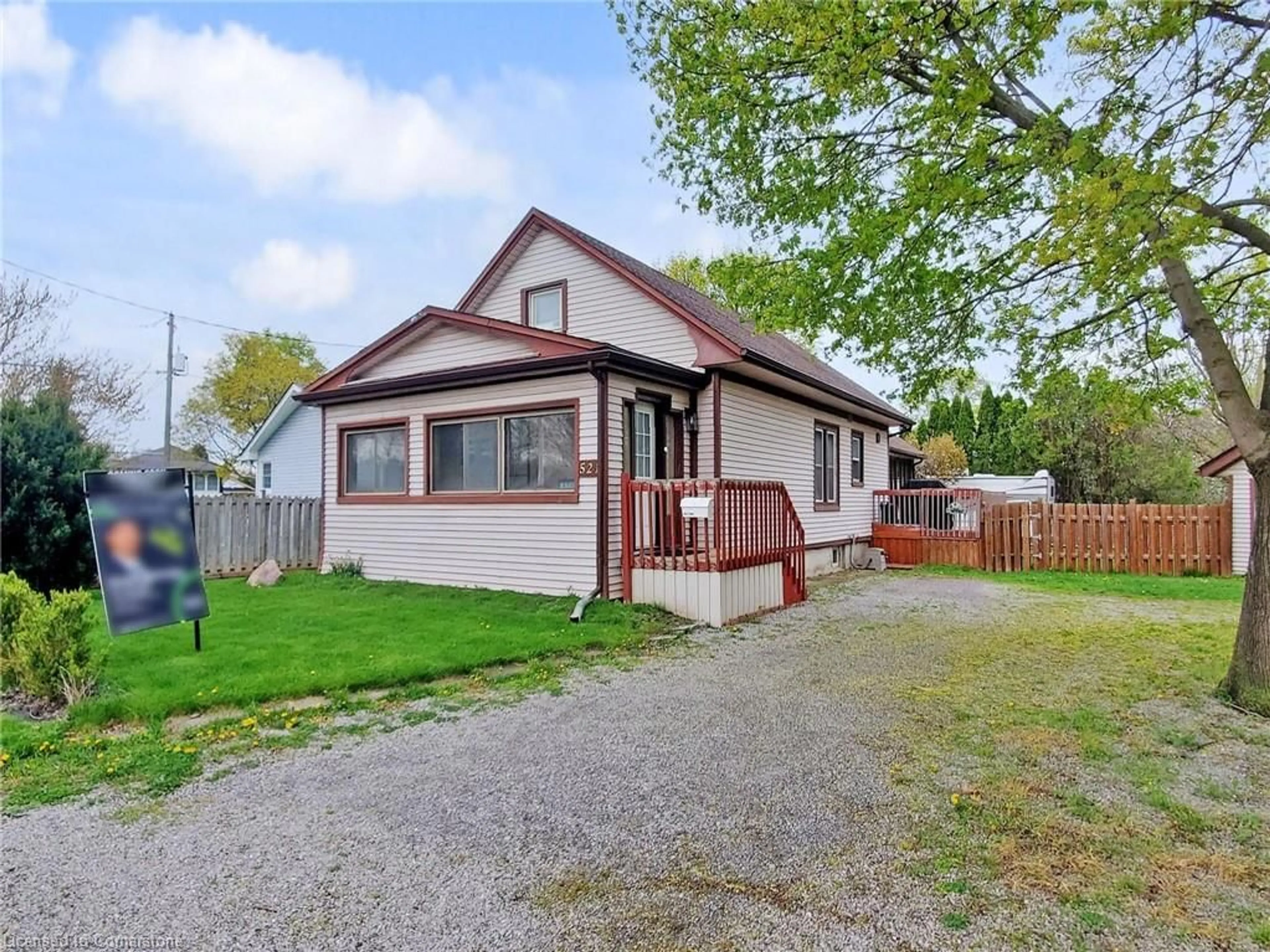 Unknown for 521 Carlton St, St. Catharines Ontario L2M 4X6