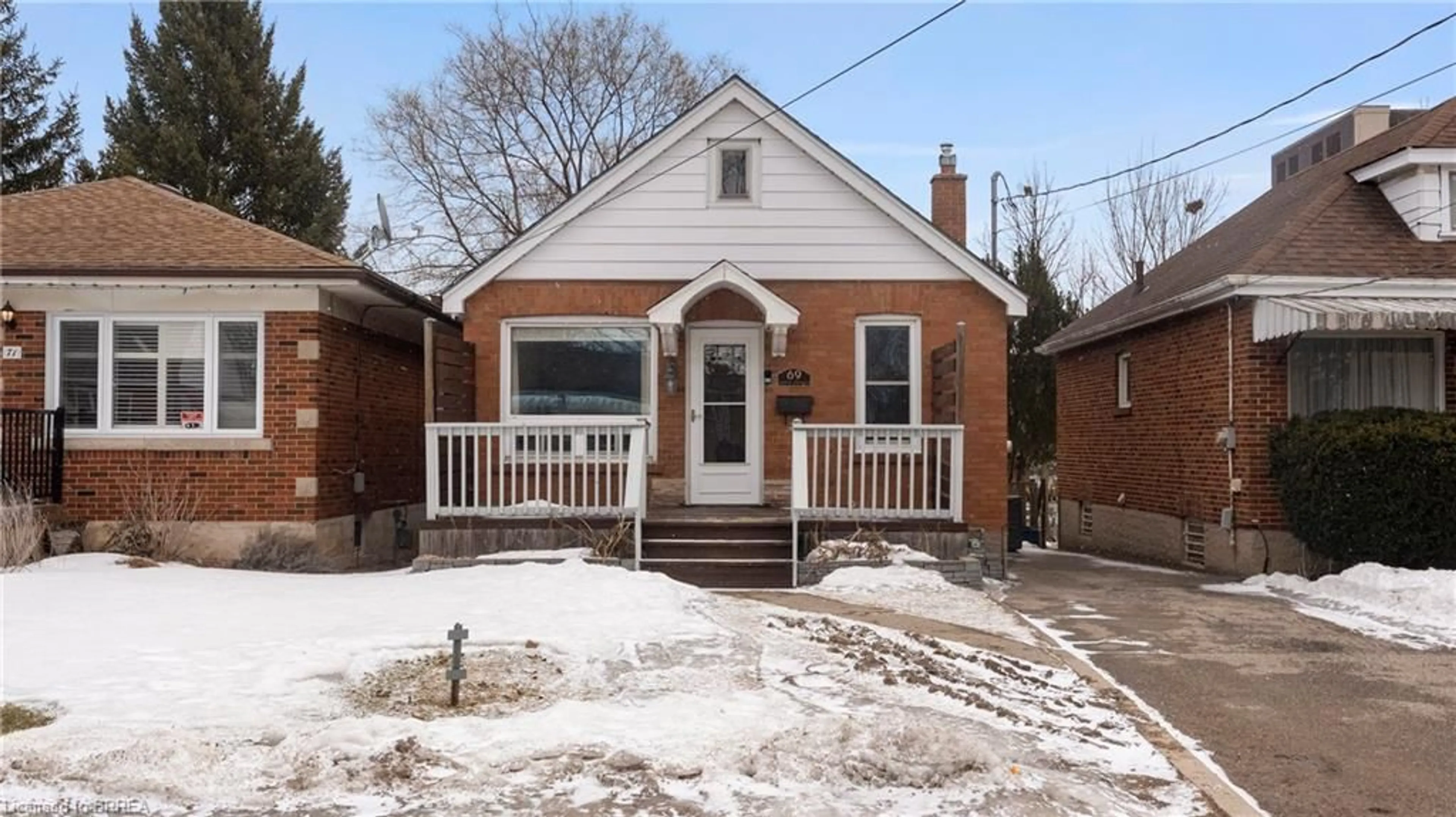 Home with brick exterior material, street for 69 Lyons Ave, Brantford Ontario N3R 4R2