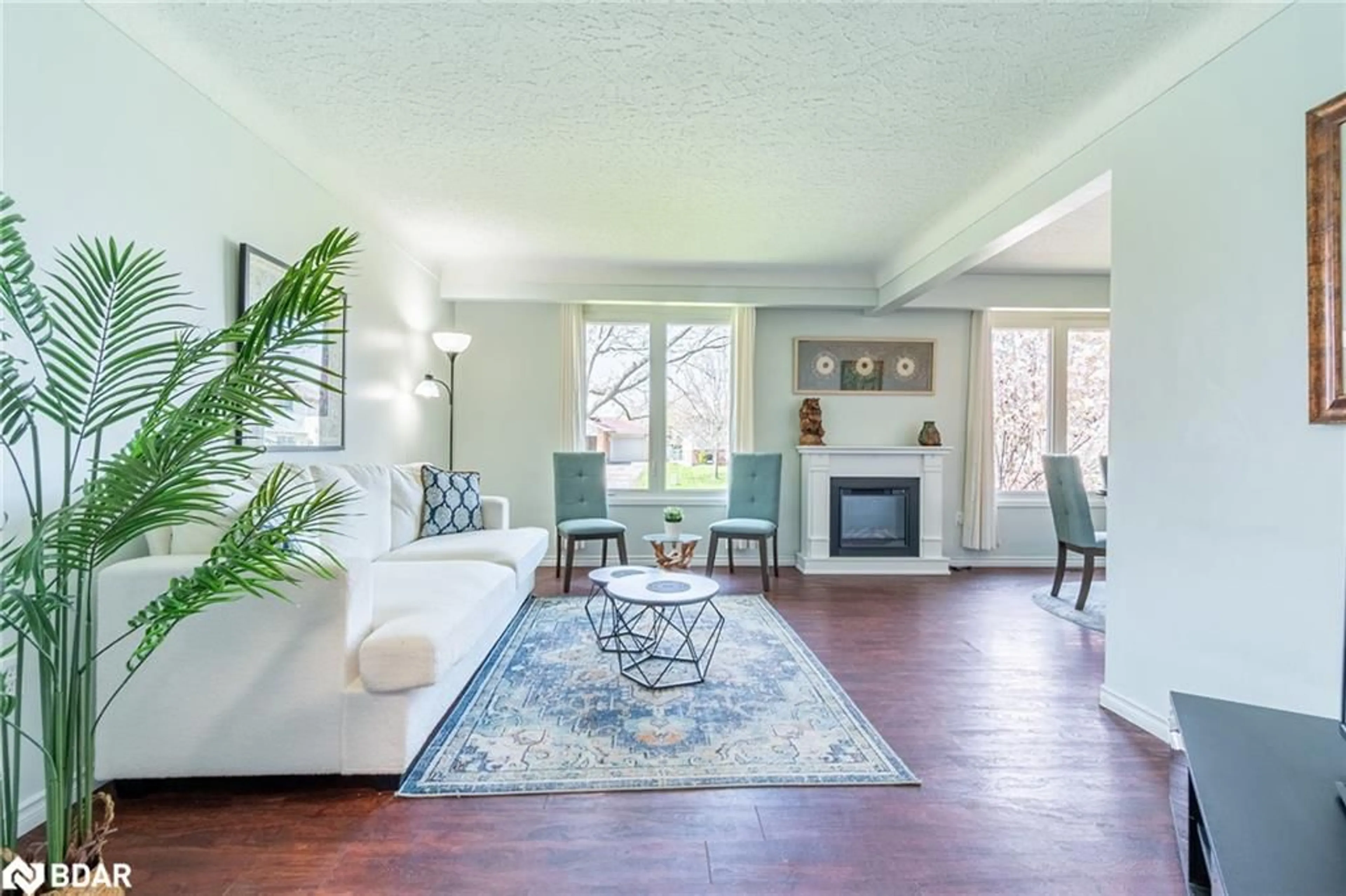 Living room with furniture, unknown for 64 Elmvale Cres, Port Colborne Ontario L3K 5X2