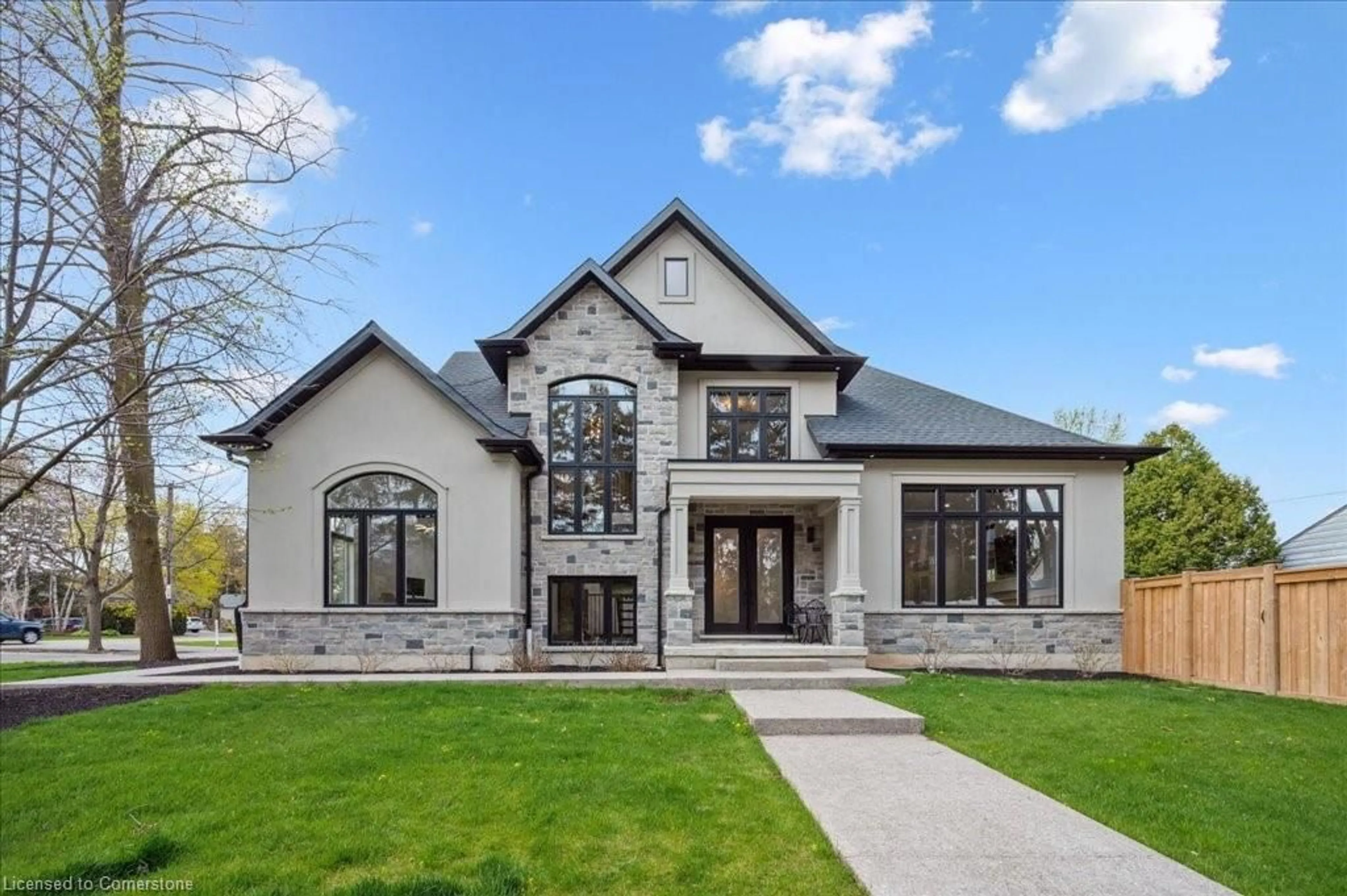 Home with brick exterior material, street for 817 King Rd, Burlington Ontario L7T 3K8
