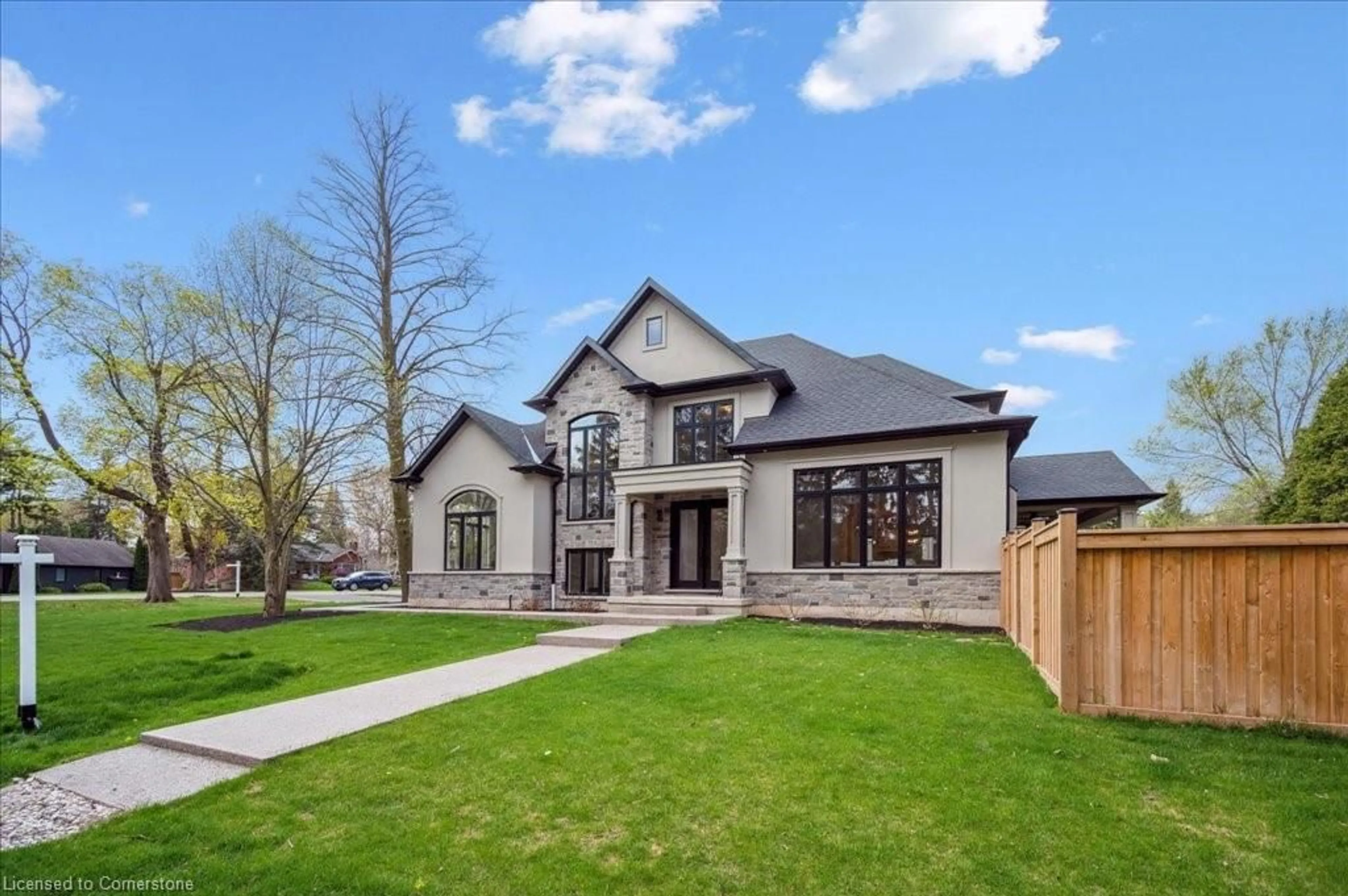 Home with brick exterior material, street for 817 King Rd, Burlington Ontario L7T 3K8