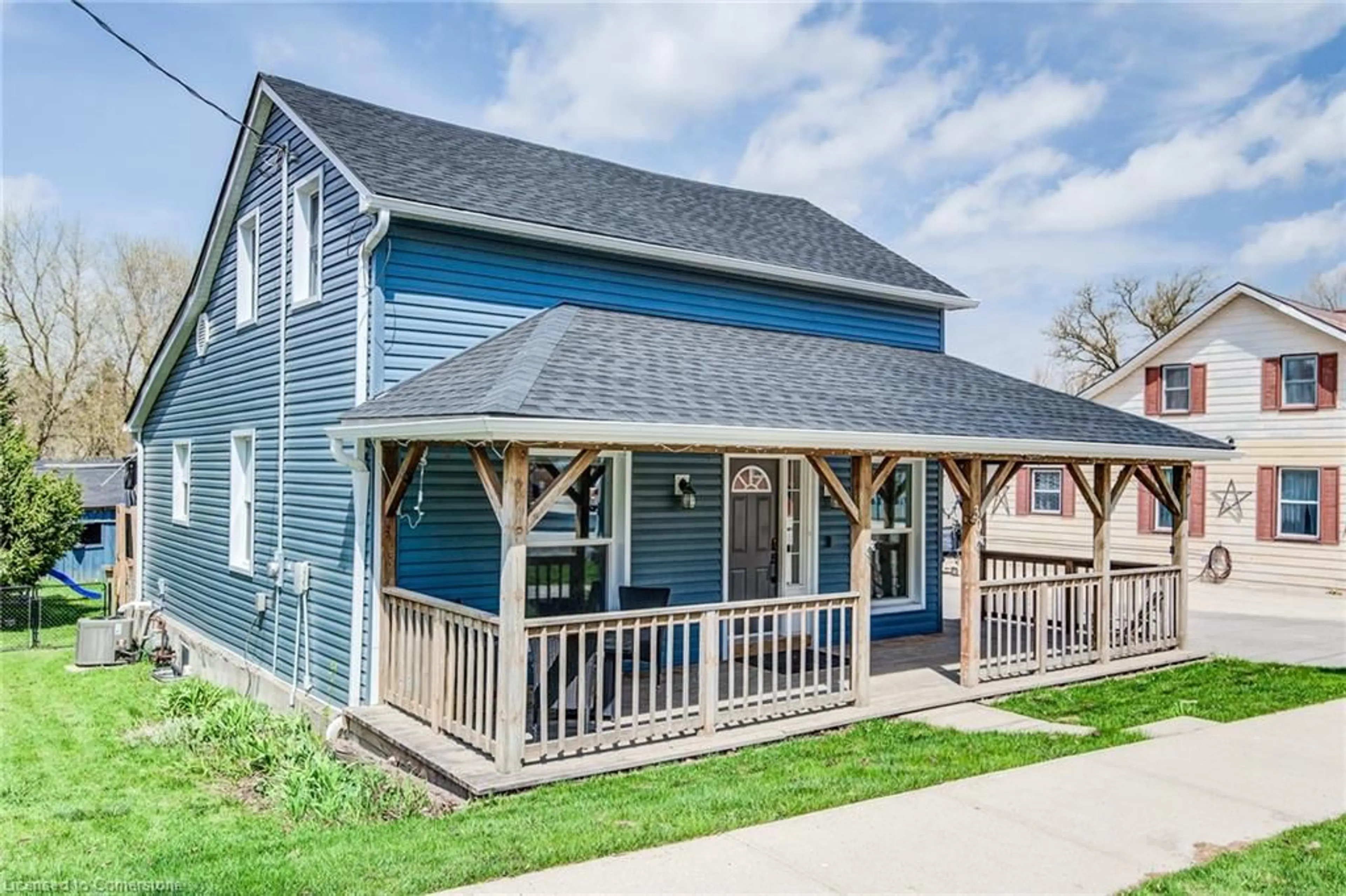 Home with vinyl exterior material, street for 30 Wellington St, Drayton Ontario N0G 1P0
