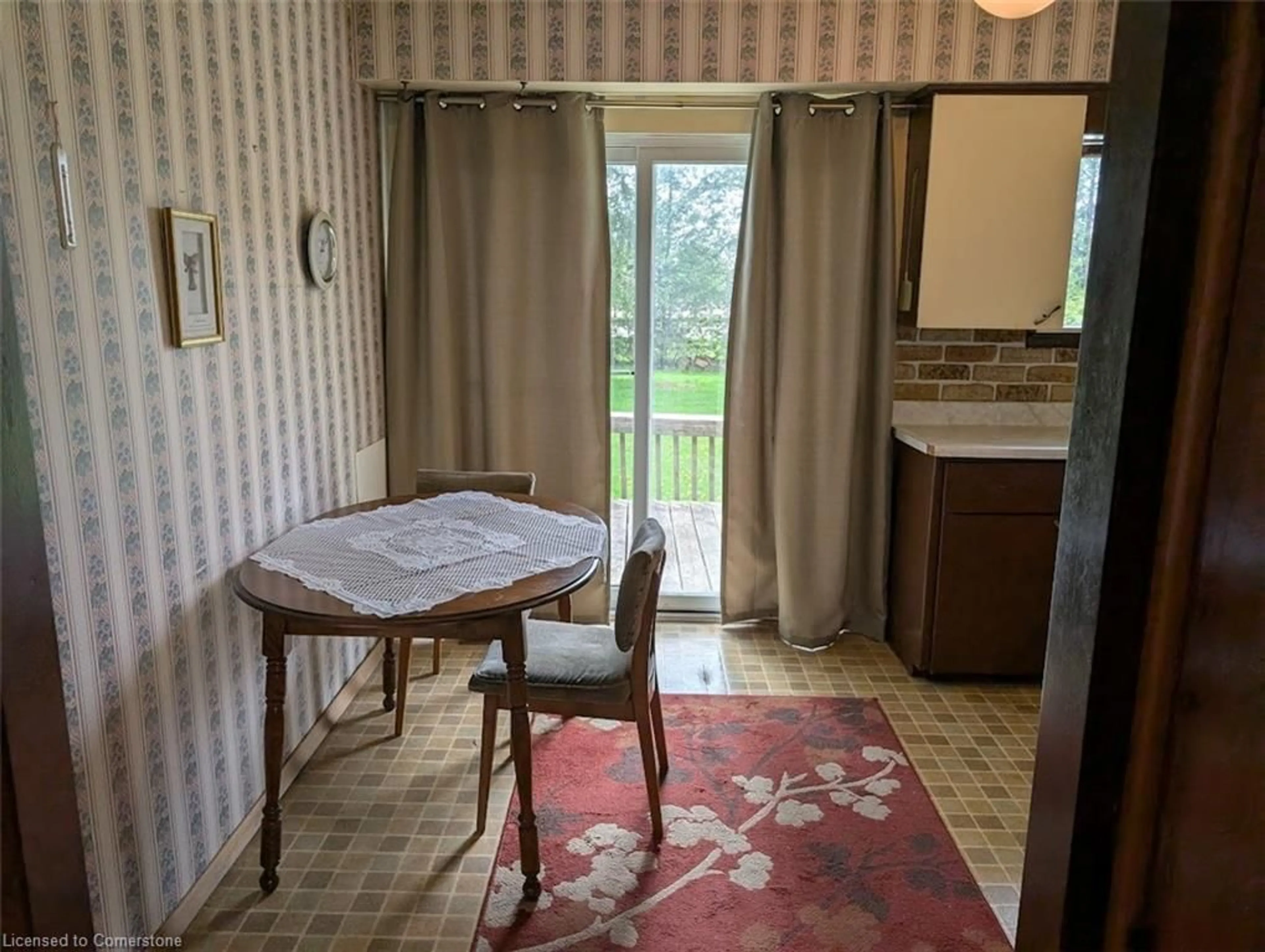 A pic of a room for 323 Marlborough St St, Exeter Ontario N0M 1S2