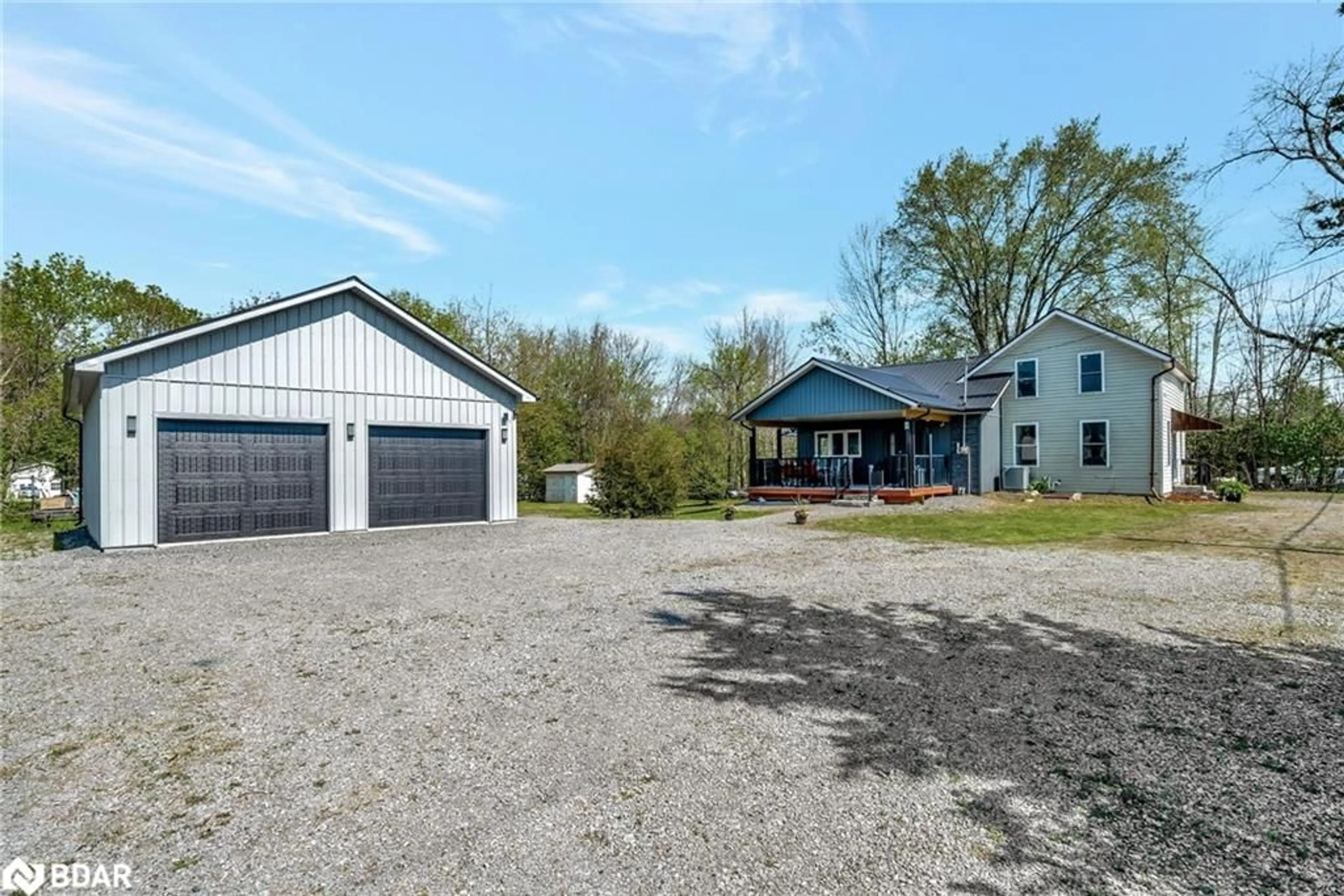 A pic from outside/outdoor area/front of a property/back of a property/a pic from drone, building for 108 Forsyth St, Marmora and Lake Ontario K0K 2M0