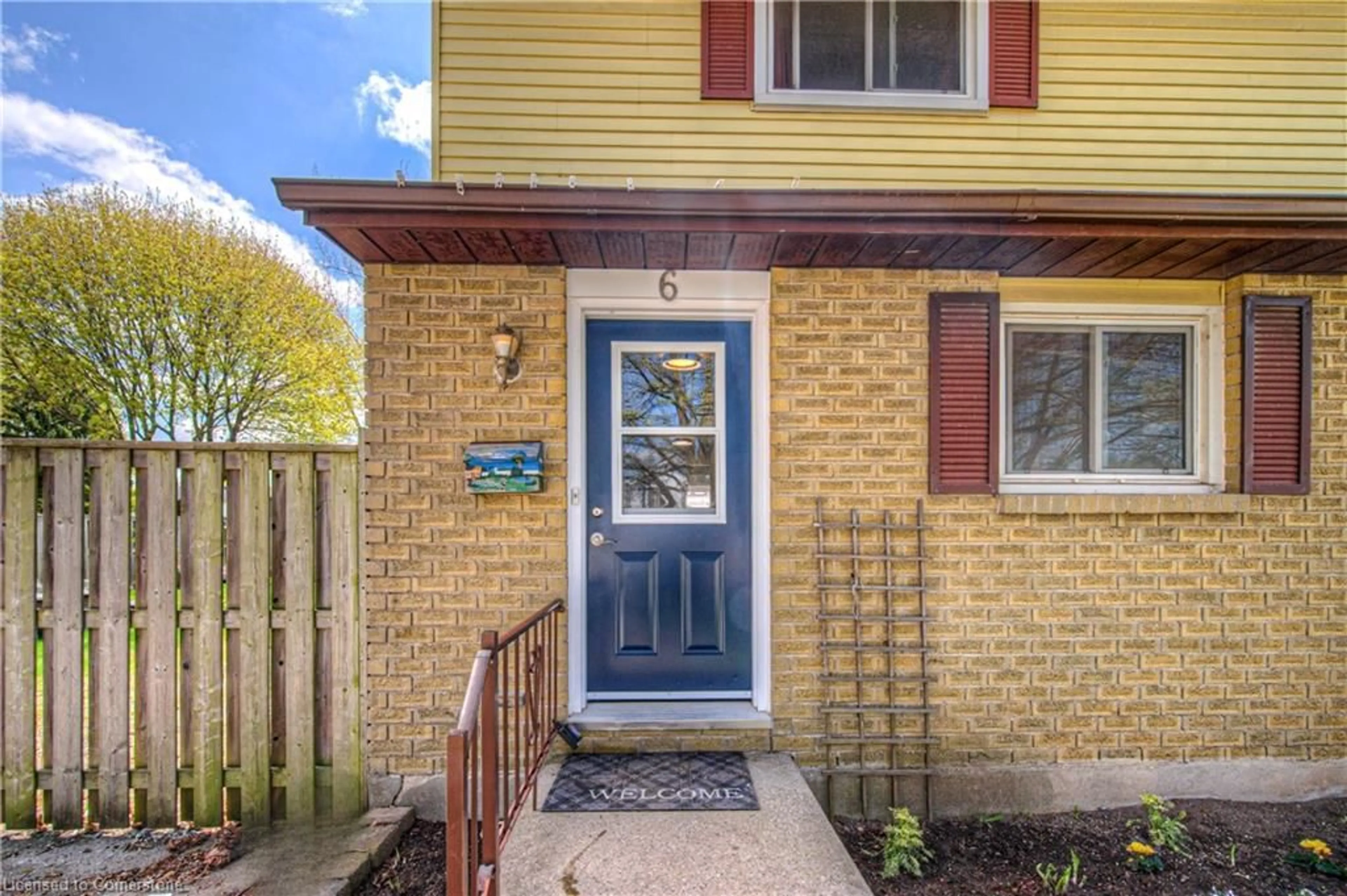 Unknown for 6 Holm St, Cambridge Ontario N3C 3M9