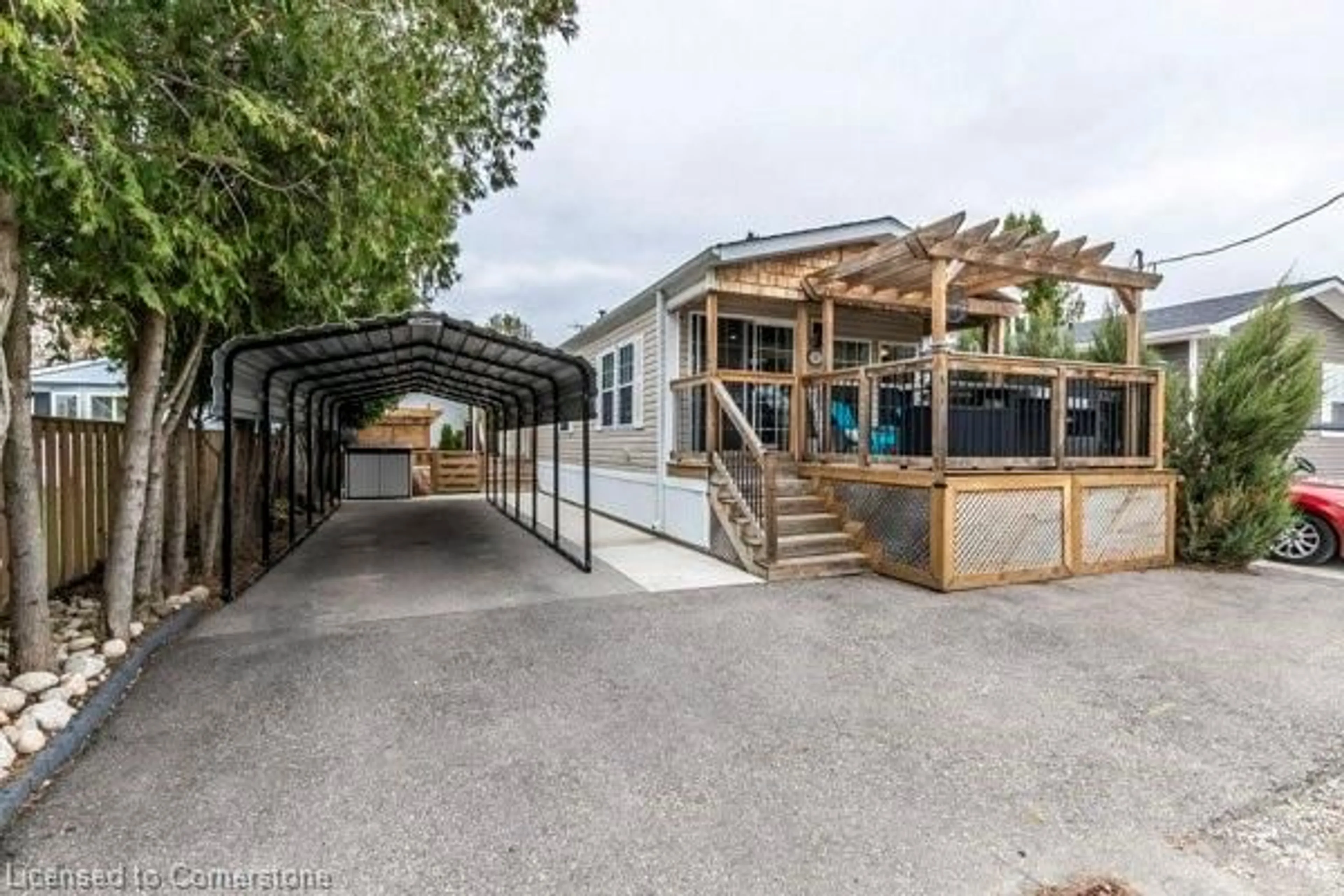 Patio, street for 3 Elm St, Puslinch Ontario N0B 2C0