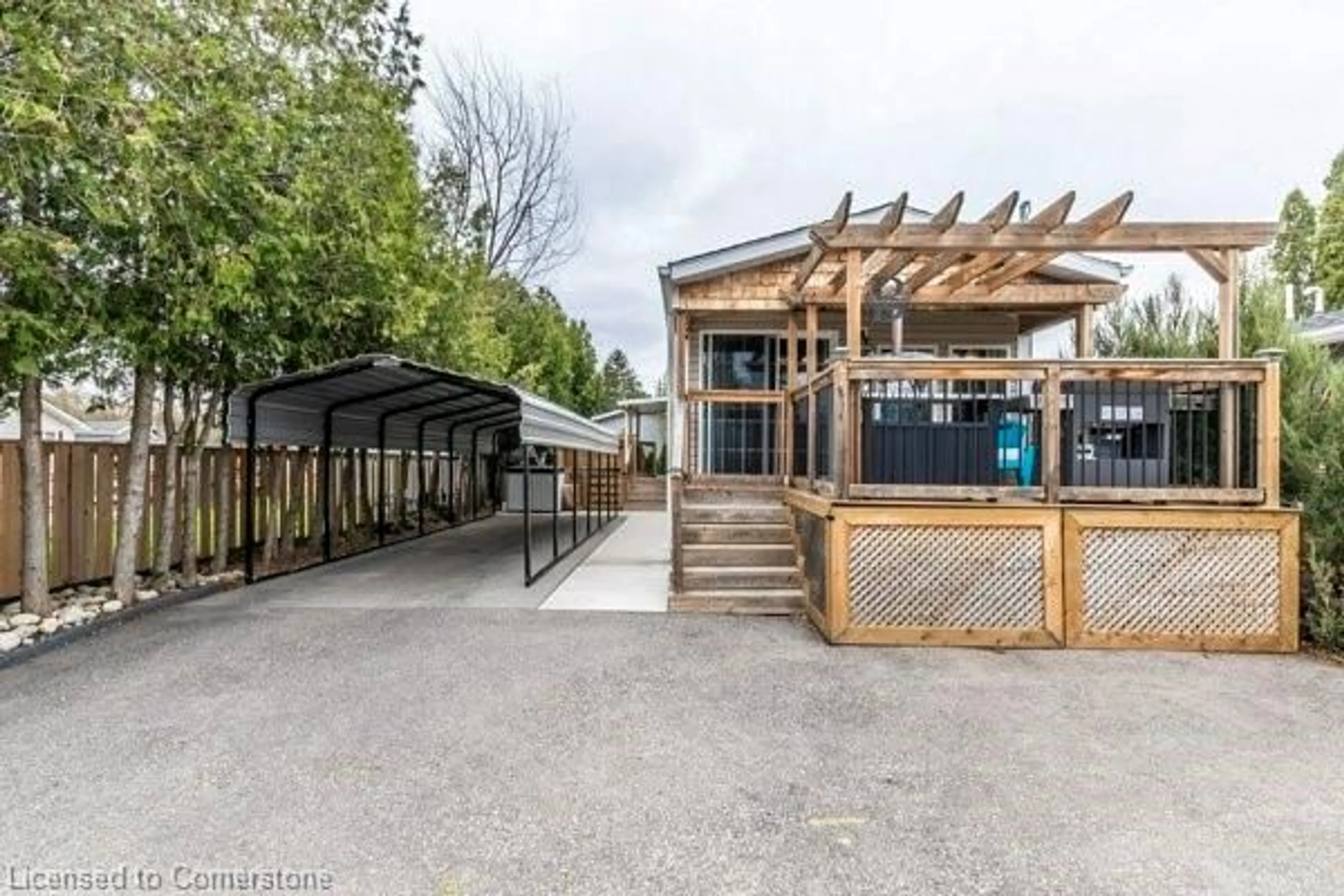 Patio, street for 3 Elm St, Puslinch Ontario N0B 2C0