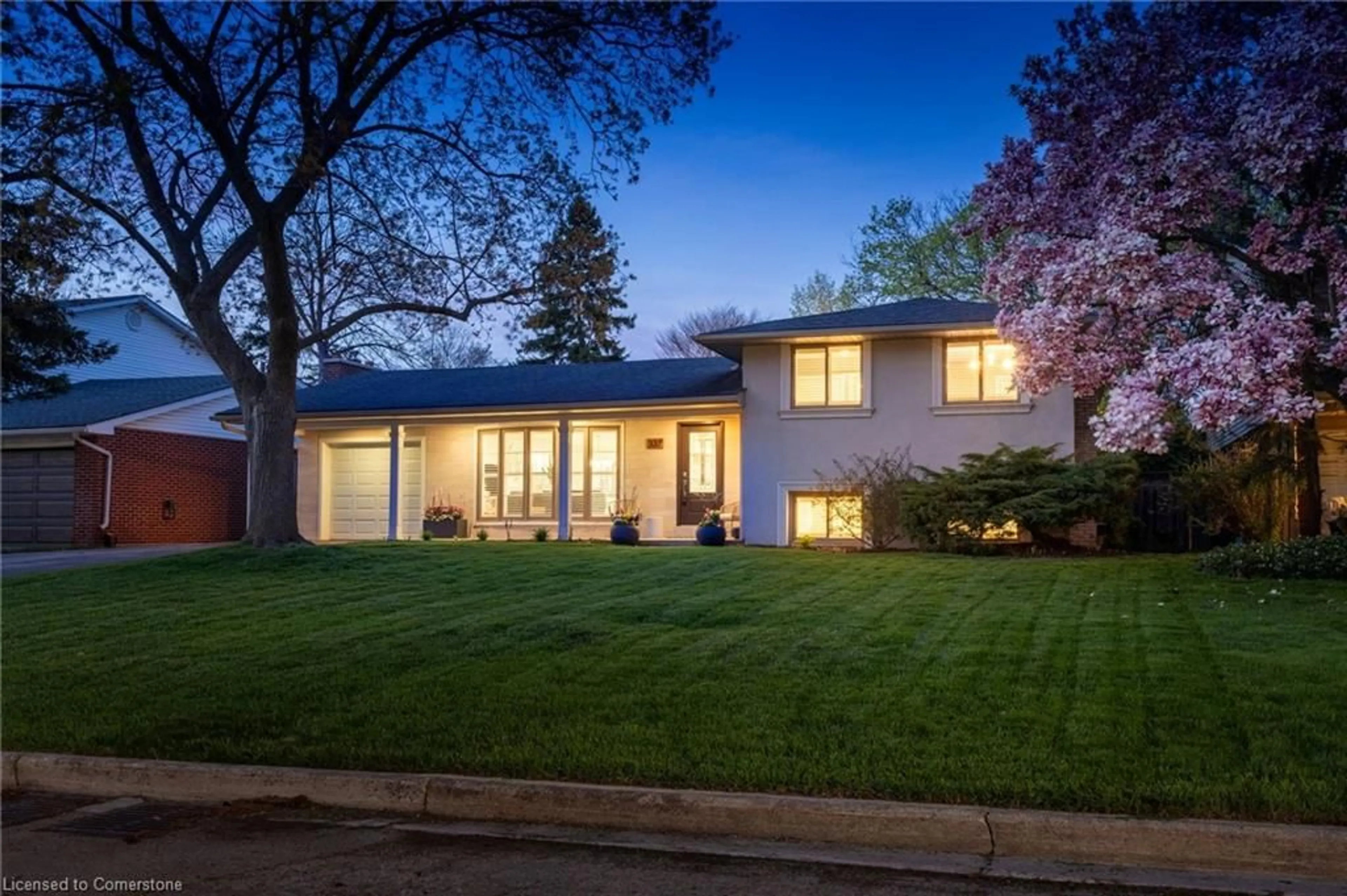 Home with brick exterior material, street for 337 Monica Cres, Burlington Ontario L7N 1Z5