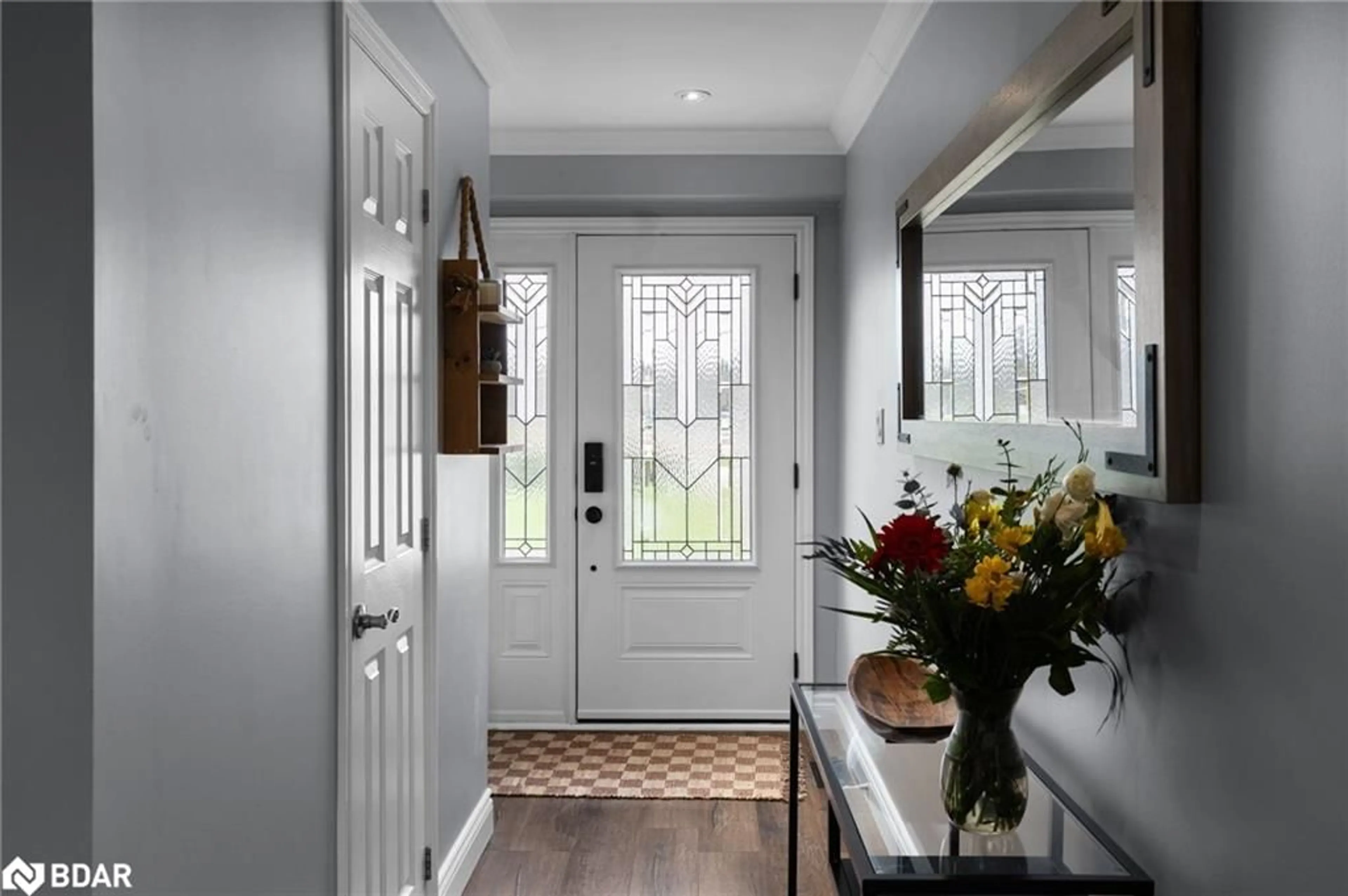 Indoor entryway for 39 Petes Lane, Pefferlaw Ontario L0E 1N0