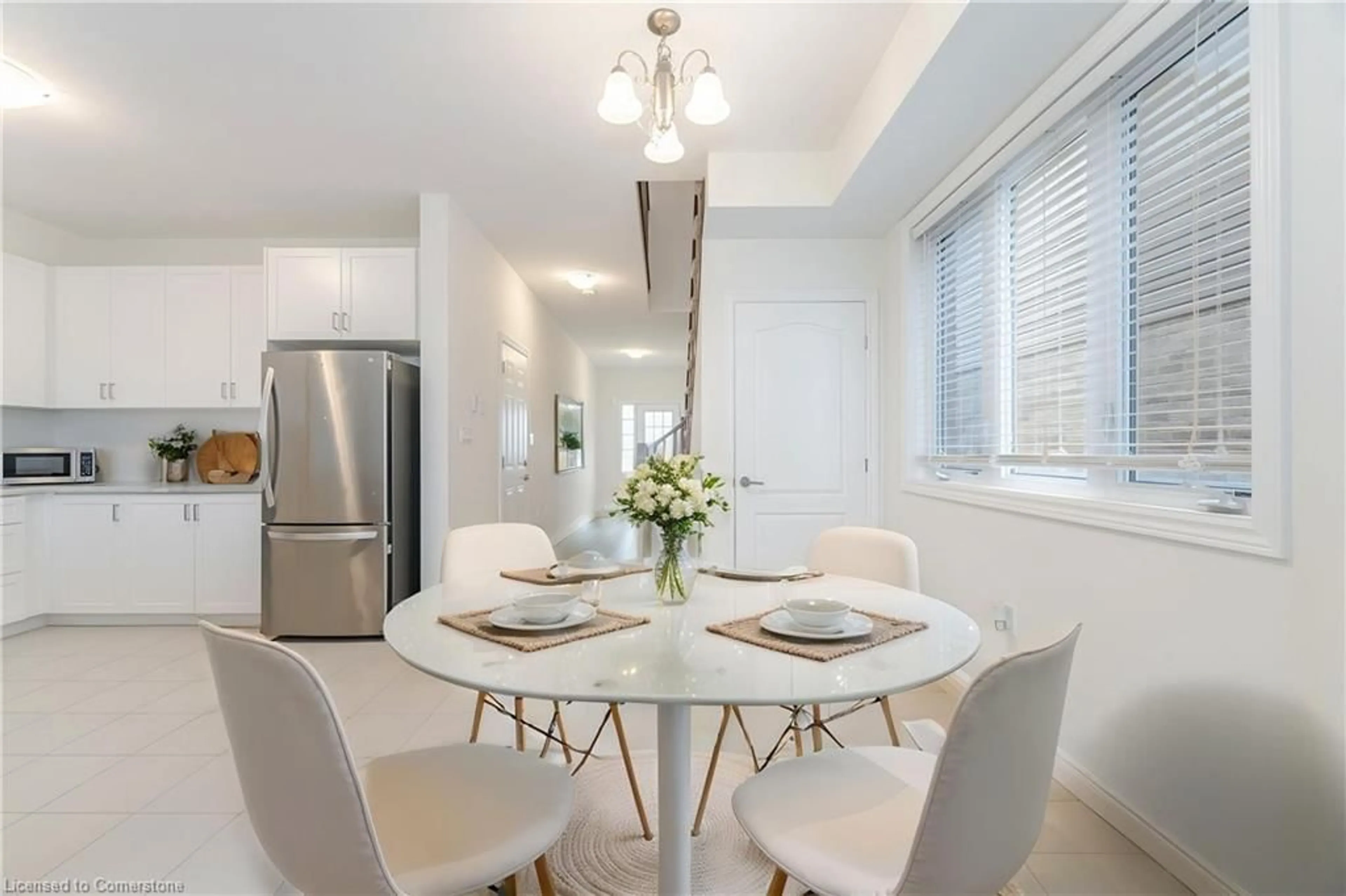 Dining room, ceramic/tile floor for 30 Zoe Lane Lane, Binbrook Ontario L0R 1C0