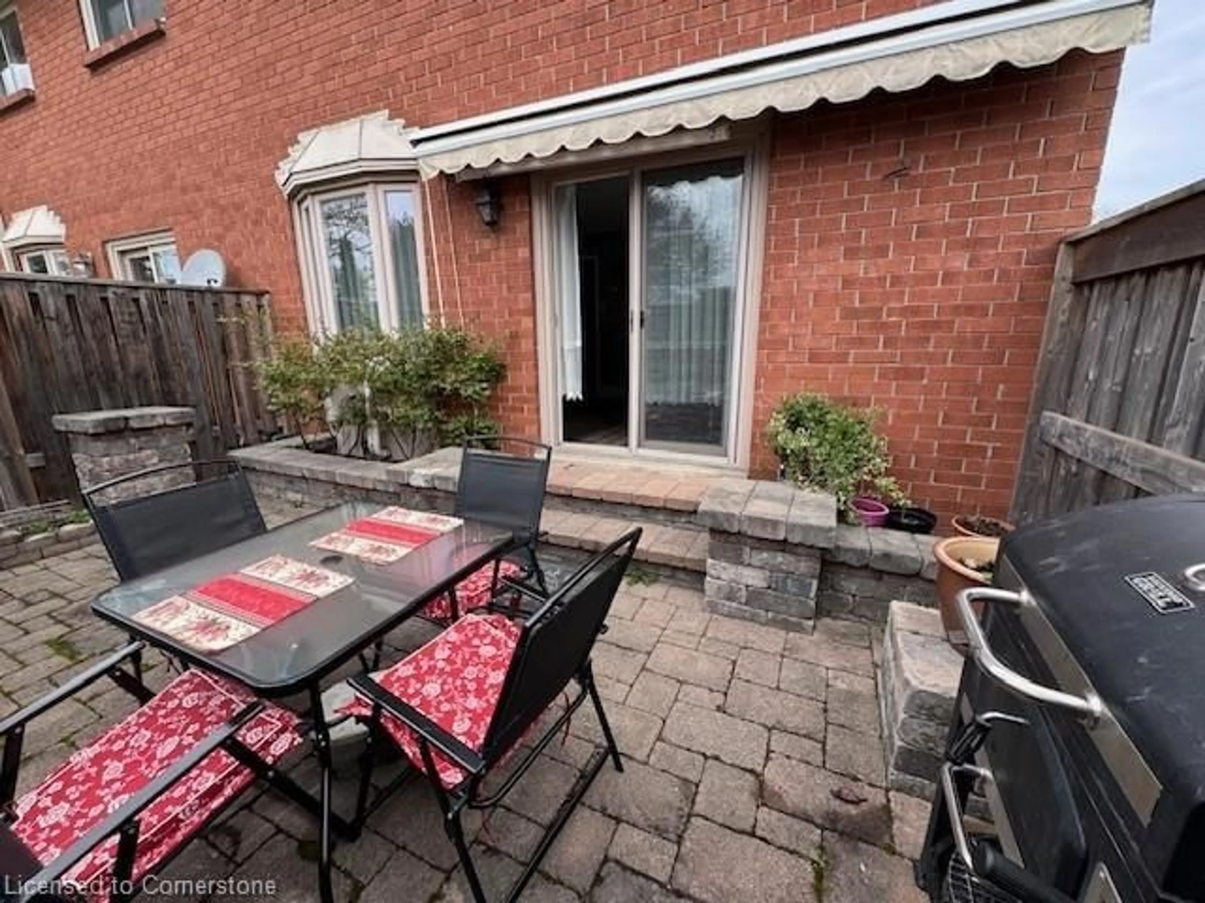 Patio, street for 391 Stone Church Rd #1, Hamilton Ontario L9B 2H2