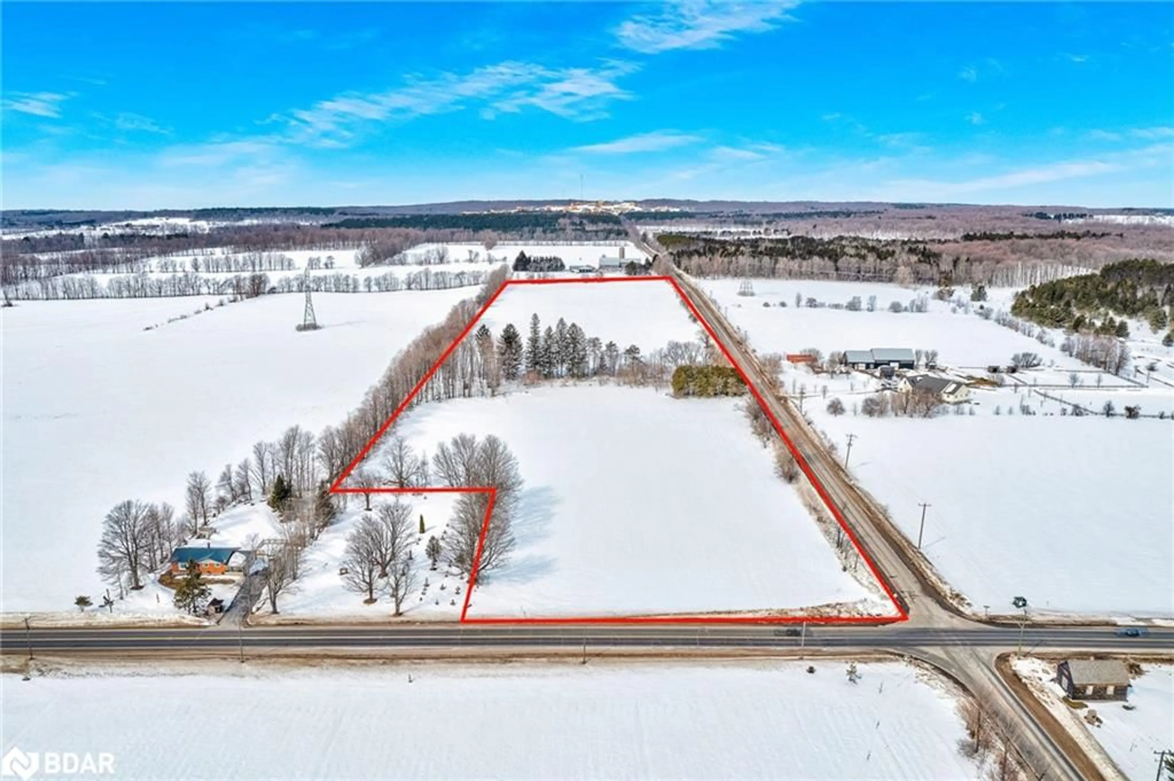 A pic from outside/outdoor area/front of a property/back of a property/a pic from drone, unknown for 1740 3 Line, Oro-Medonte Ontario L0L 2L0