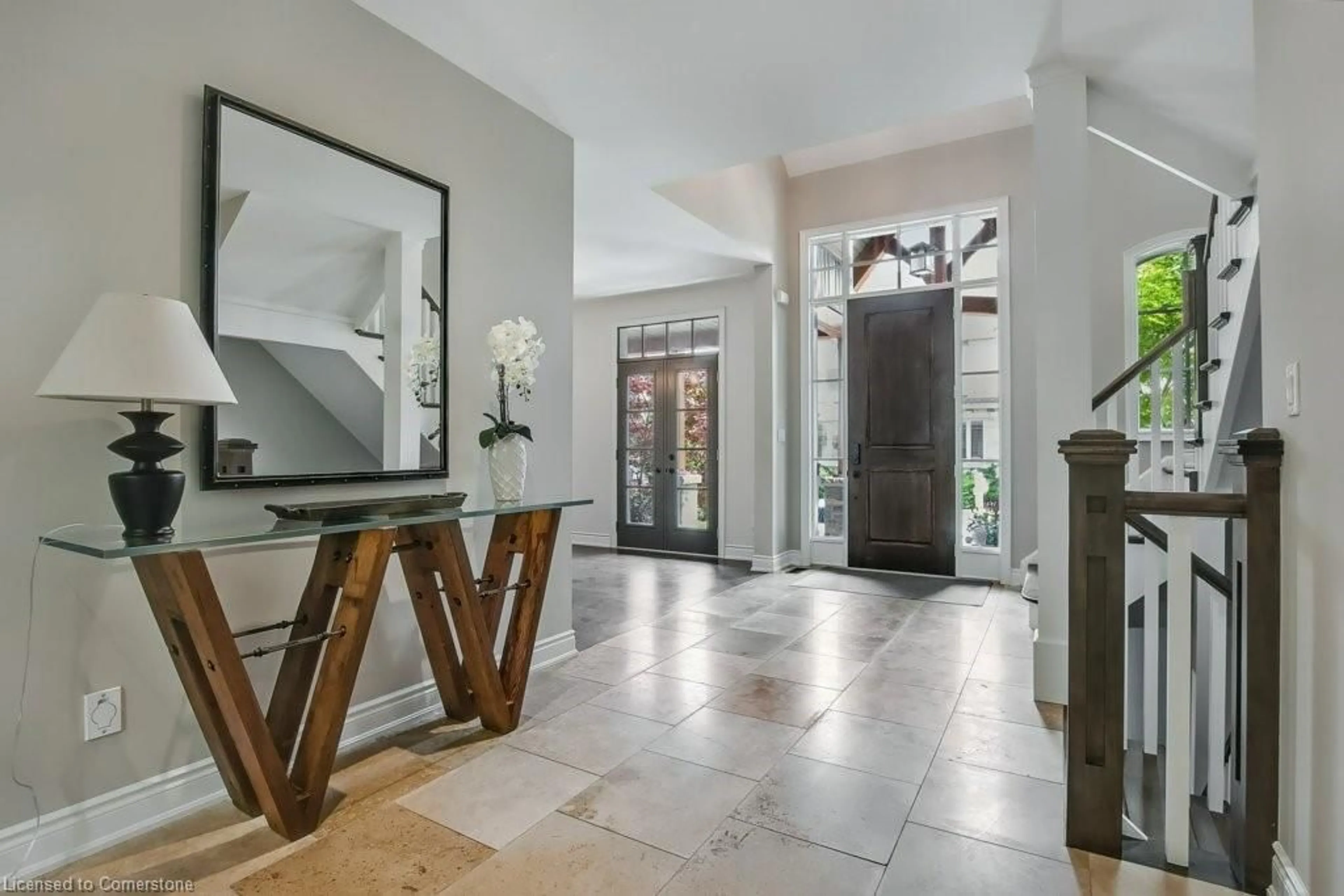 Indoor entryway for 12-258 Edgewater Cres, Kitchener Ontario N2A 4M2