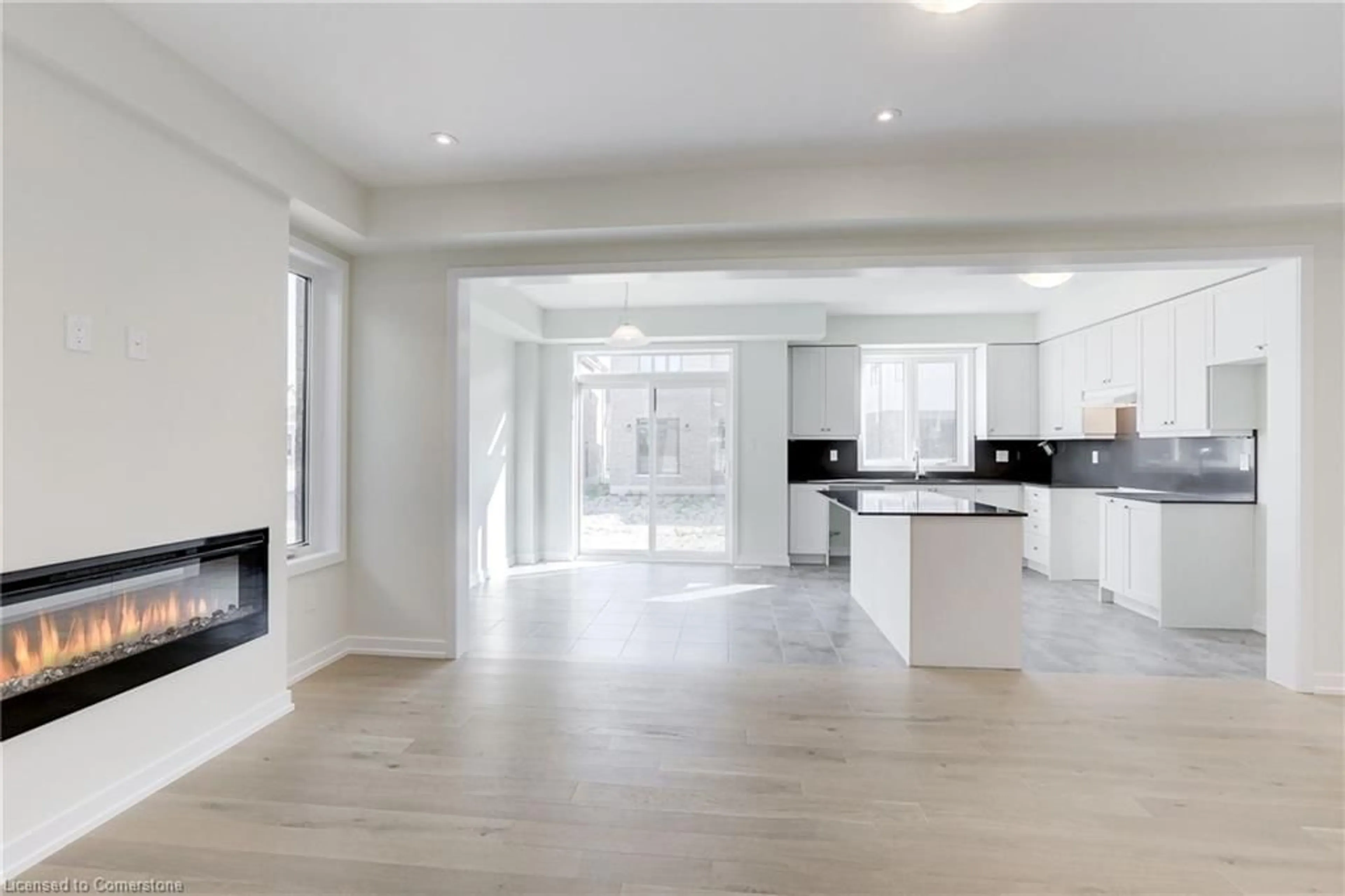 Open concept kitchen, unknown for 15 Moss Dr, Cambridge Ontario N1T 0G8