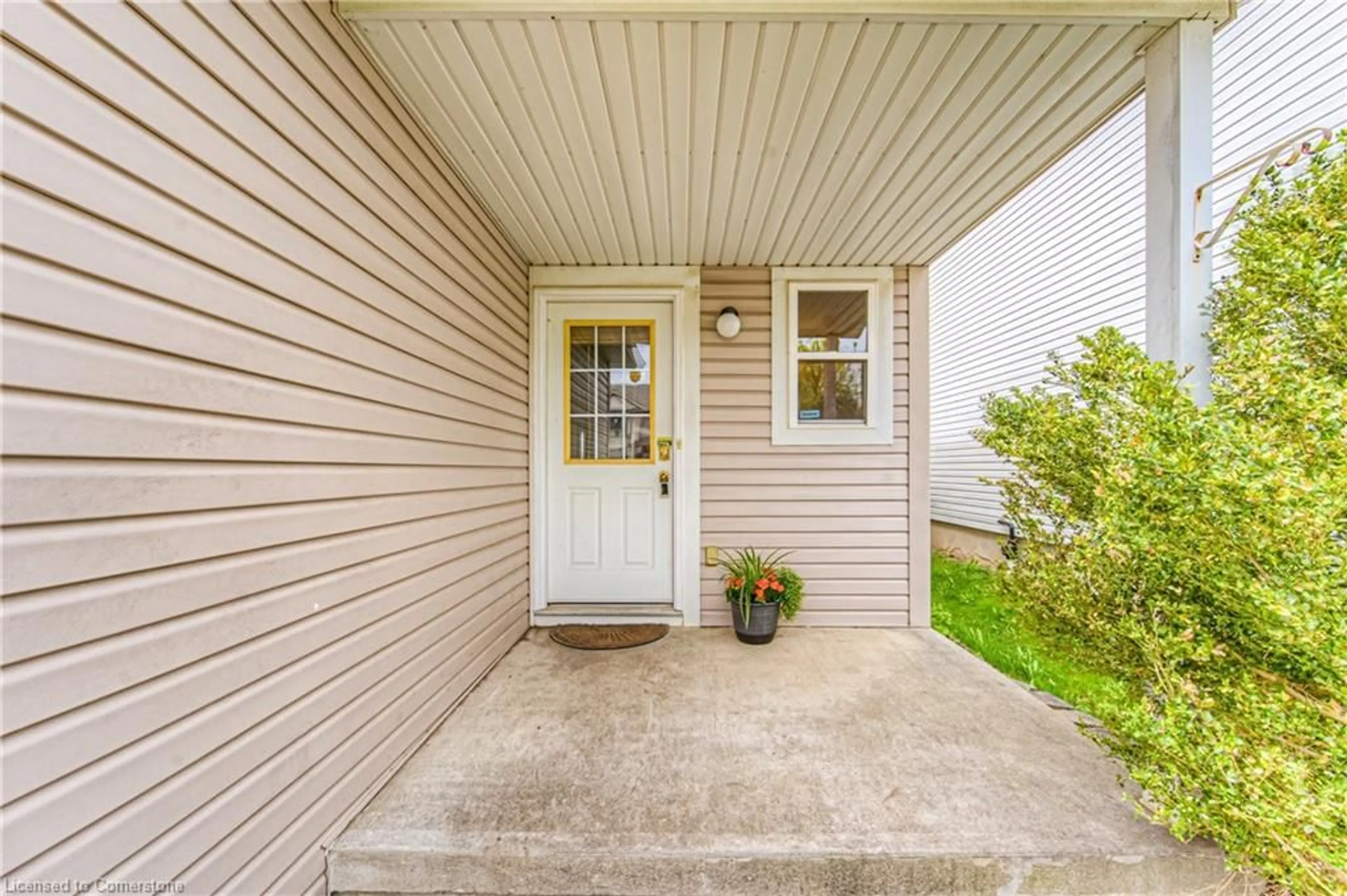 Indoor entryway for 615 Royal Fern St, Waterloo Ontario N2V 2P5