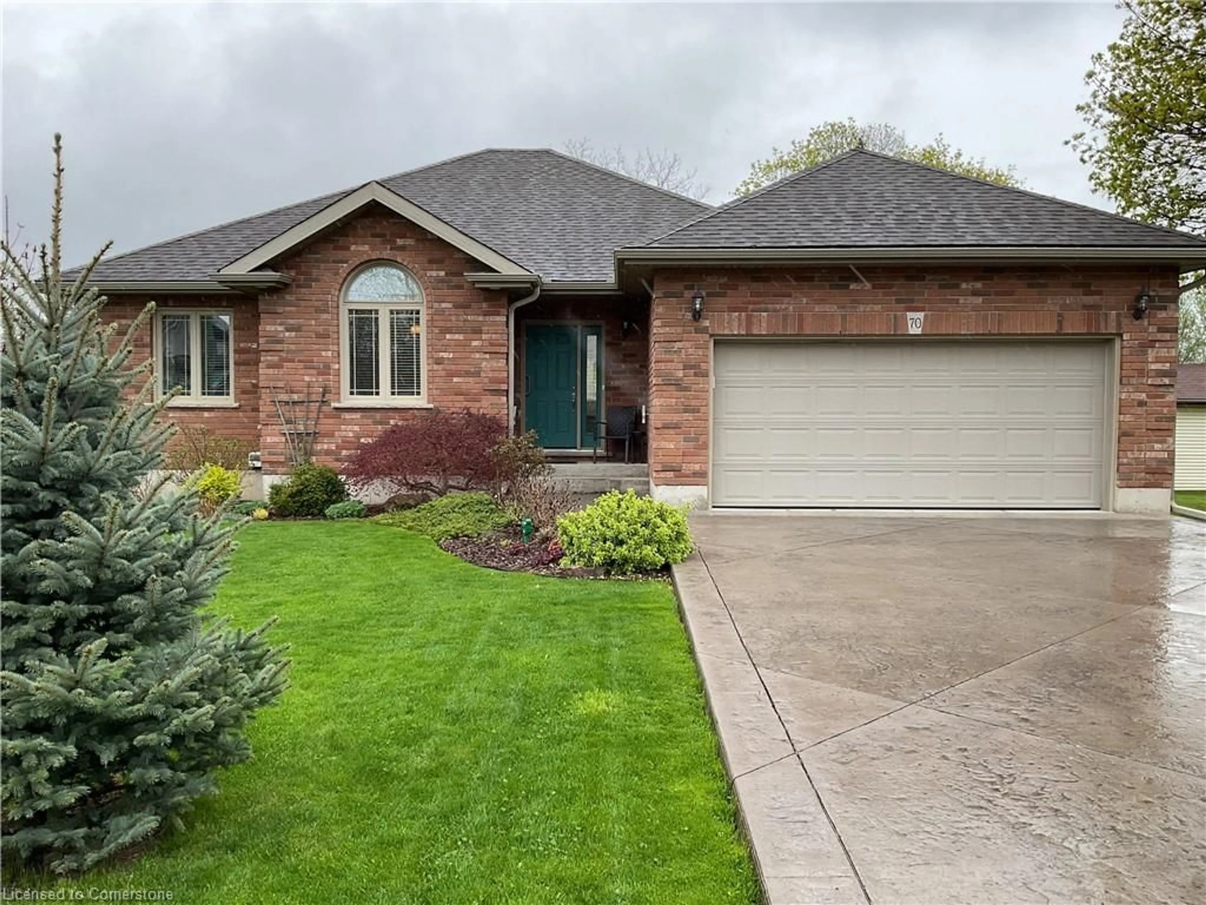 Home with brick exterior material, street for 70 Winnett St, Cayuga Ontario N0A 1E0