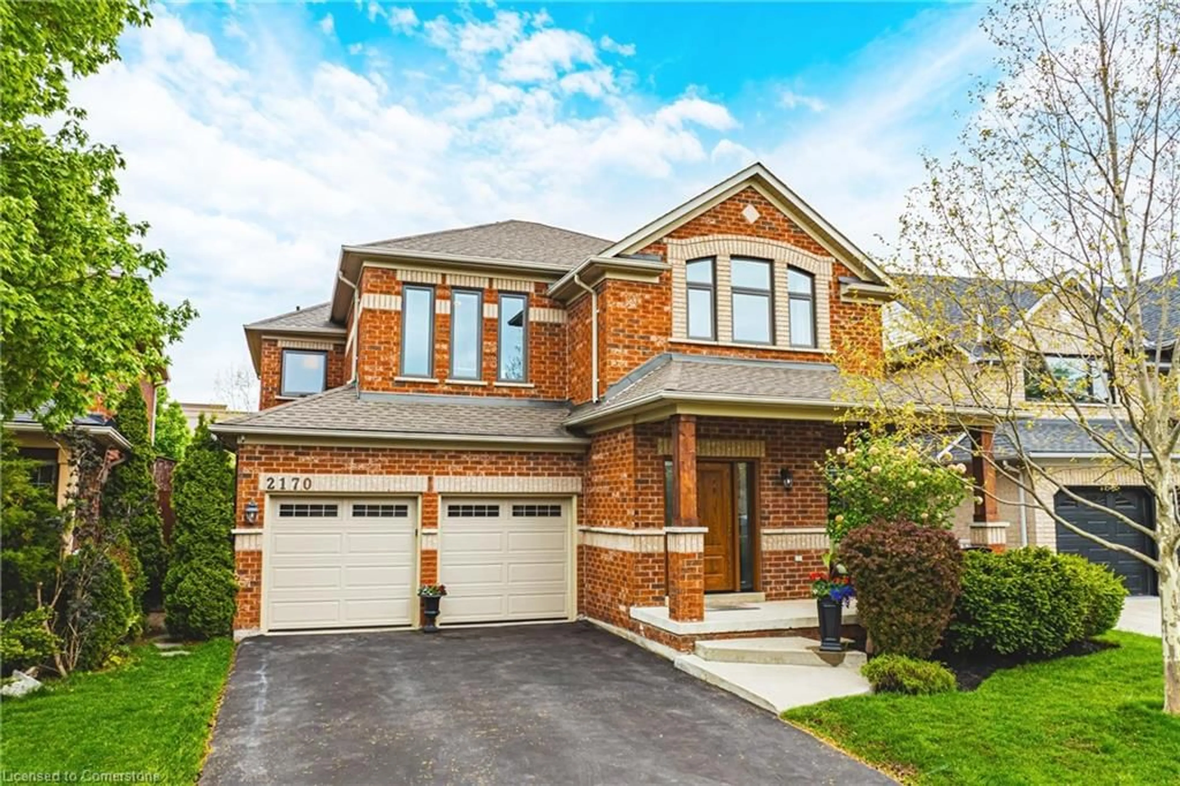 Home with brick exterior material, street for 2170 Coldwater St, Burlington Ontario L7L 7K5