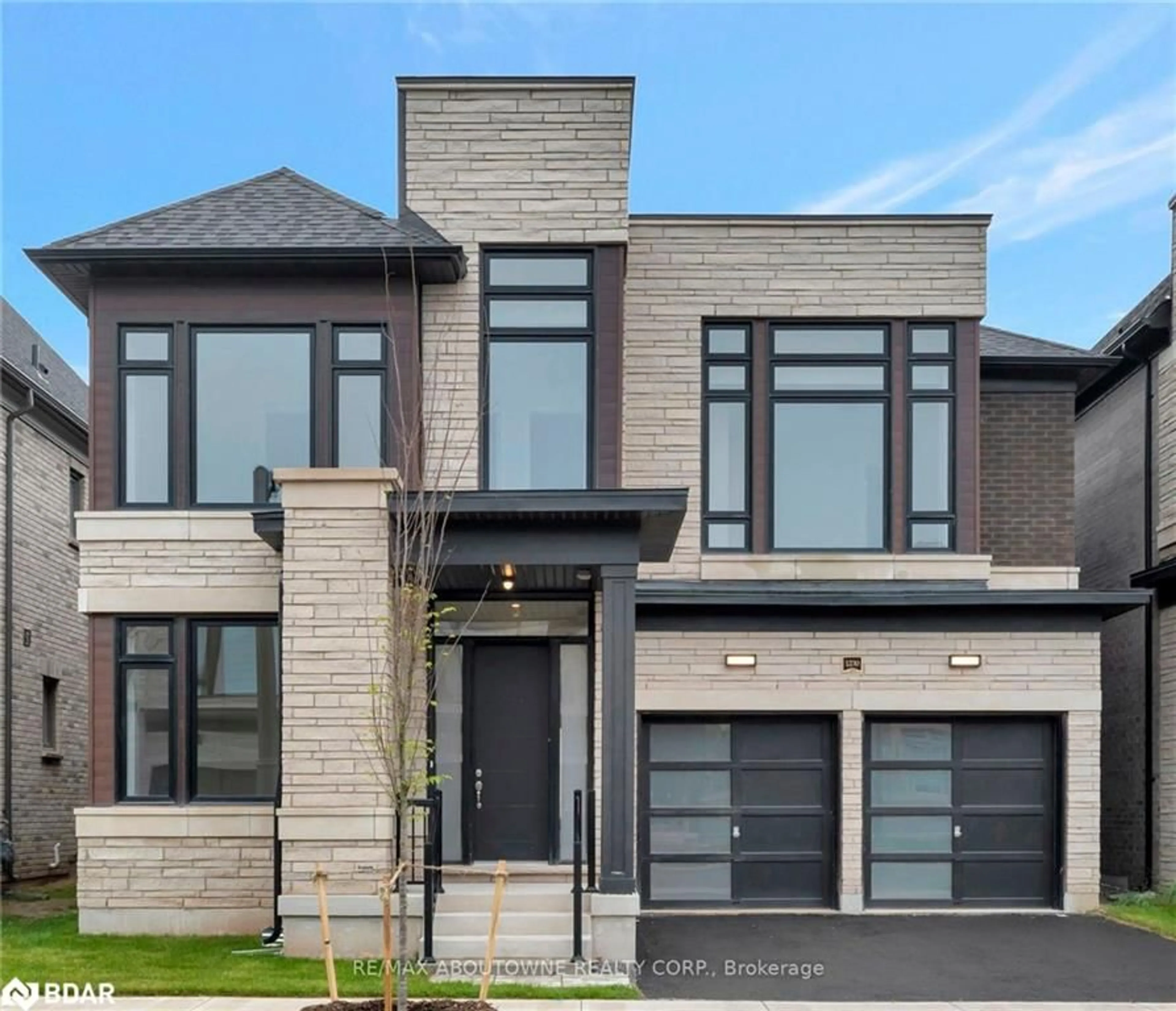 Home with brick exterior material, street for 1230 Pondside Trail, Oakville Ontario L6M 5M7